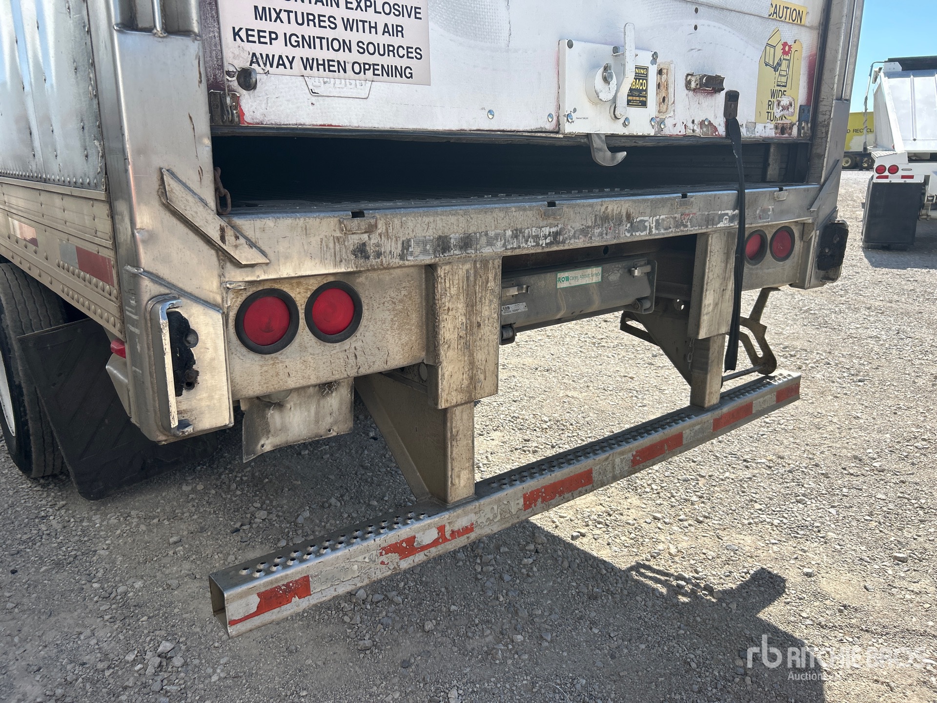 1996 Utility 48 FT