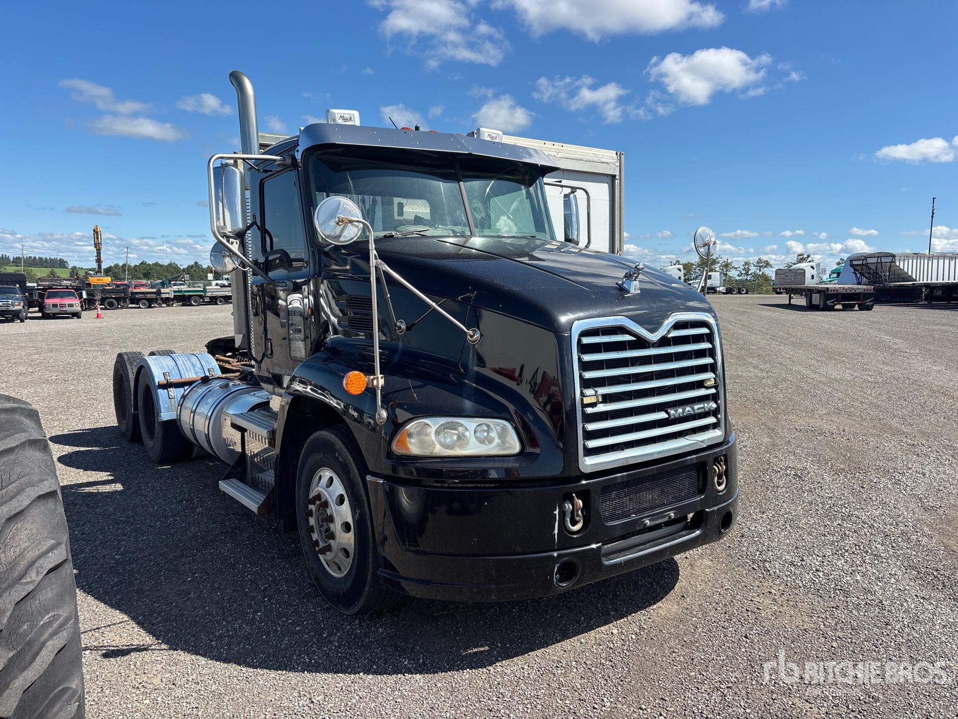 2013 Mack CXU613