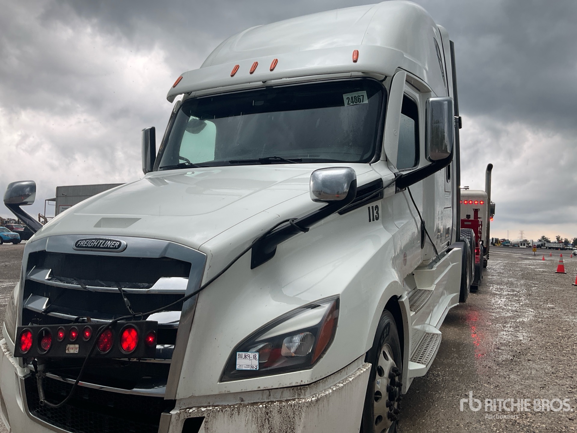 Photo of 2020 Freightliner CASCADIA 126