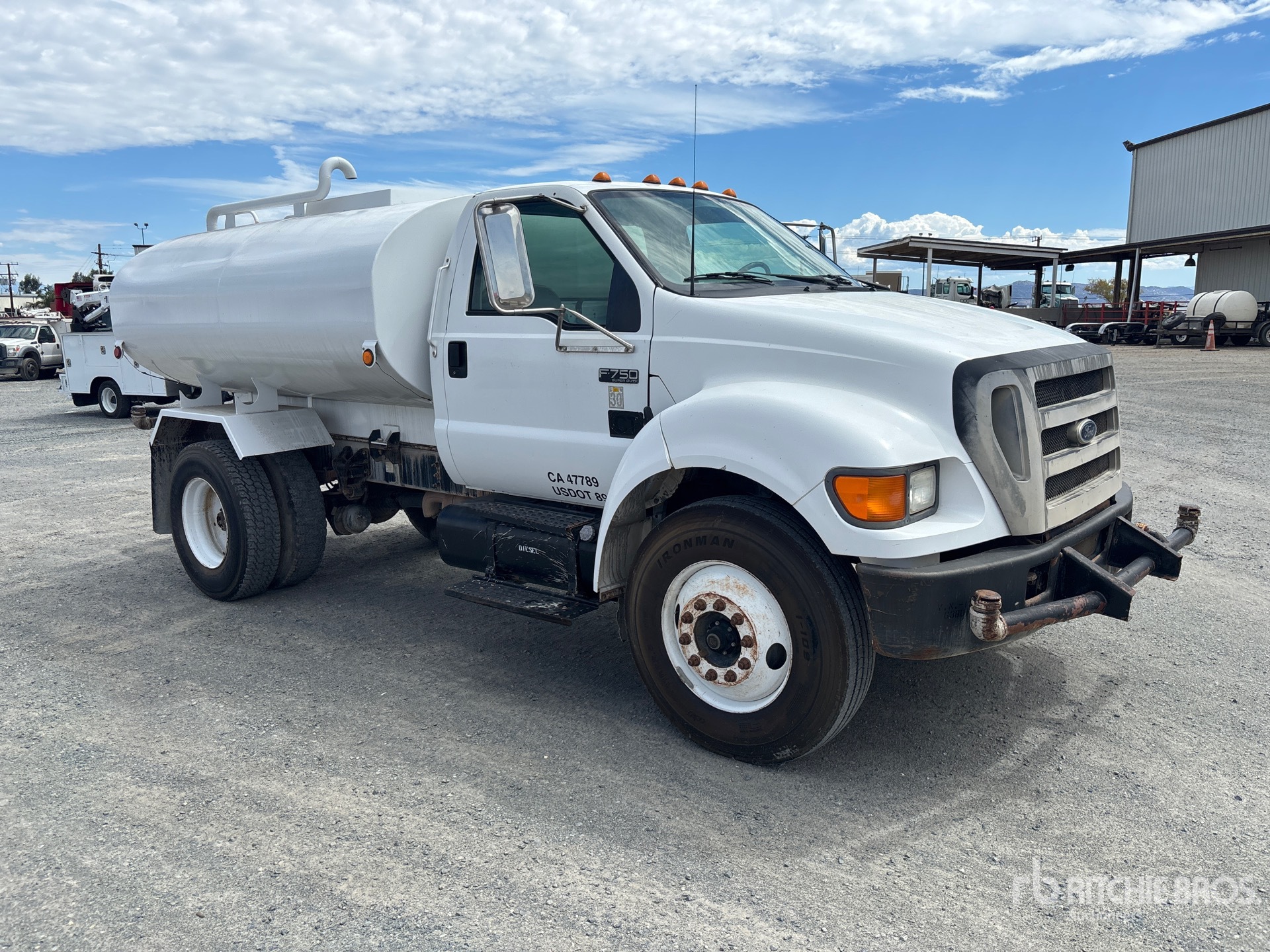 2004 Ford F-750