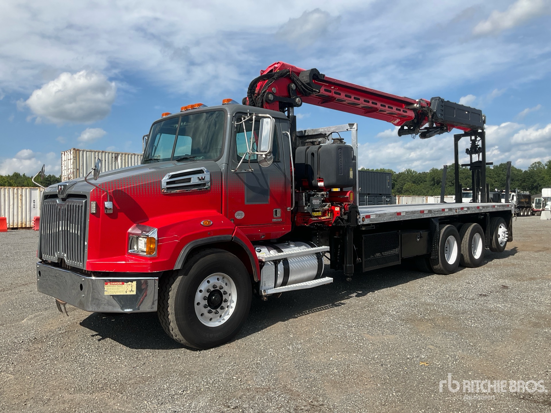 Photo of 2016 Western Star 4700SB