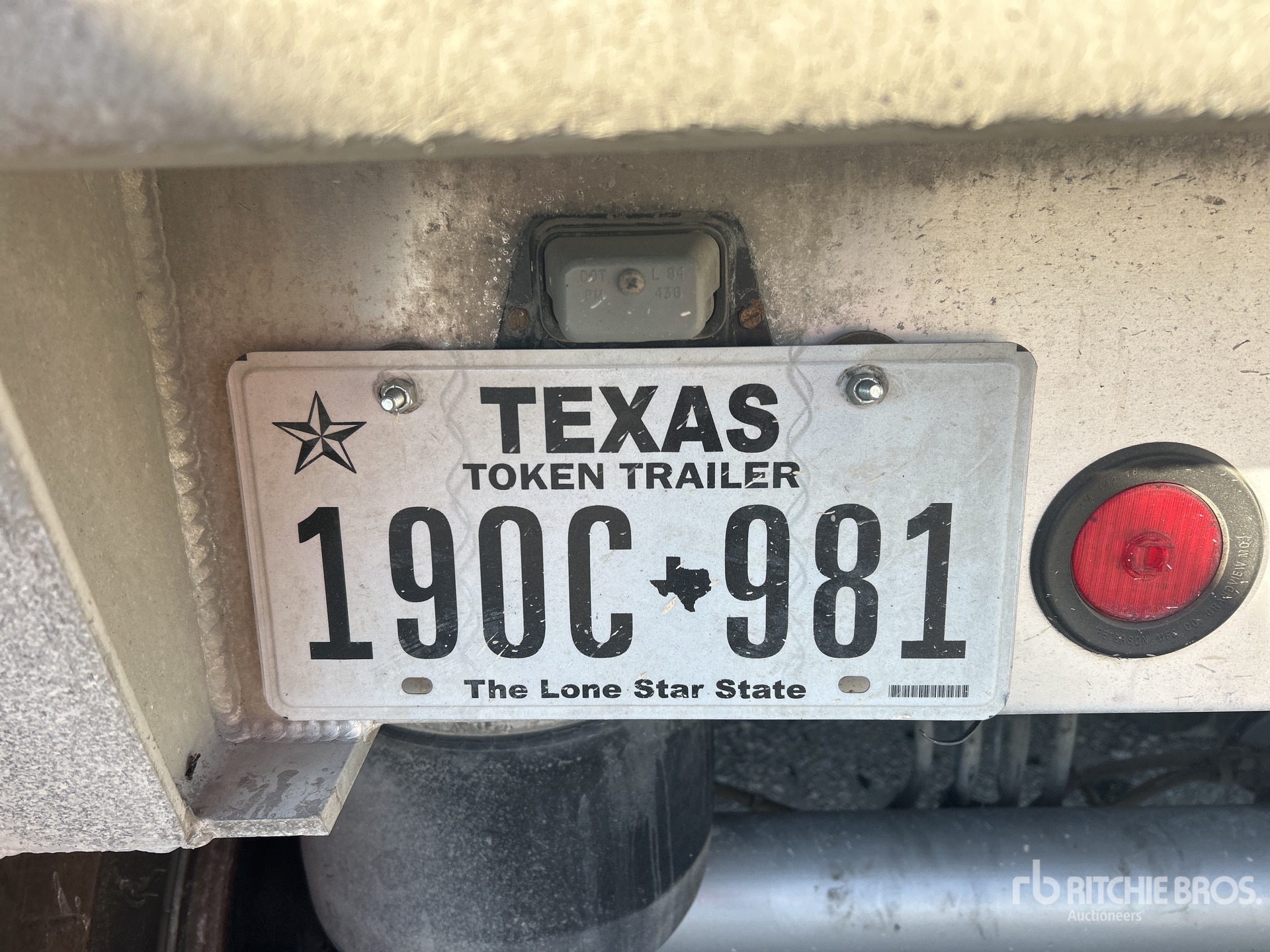 2024 Dragon 39 ft T/A Aluminum Frameless (I ...