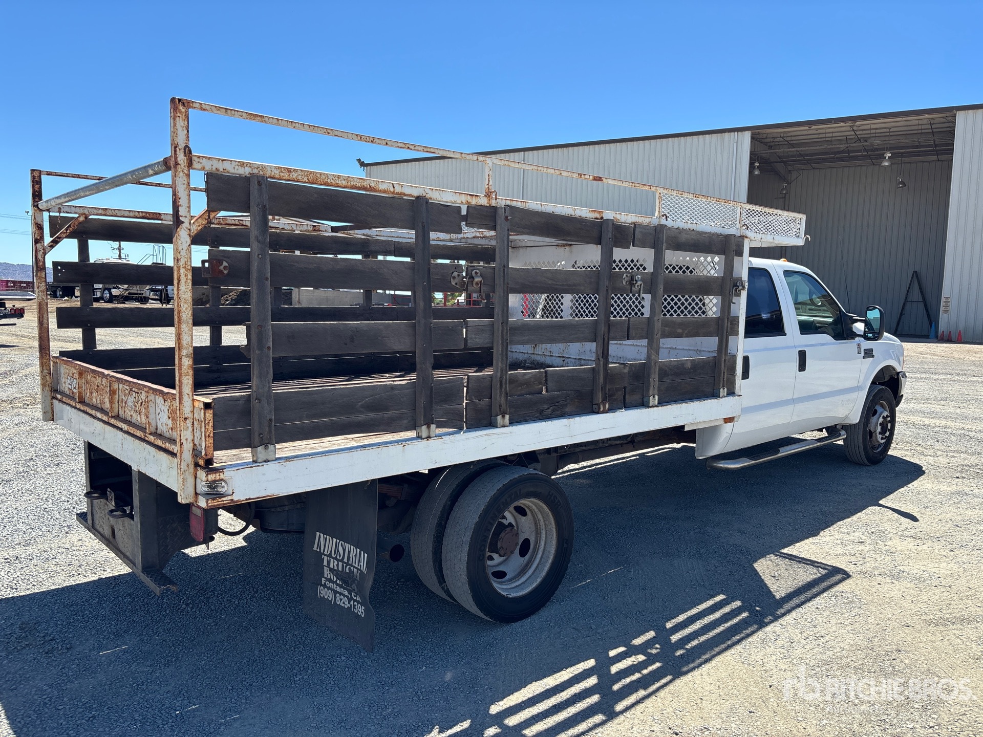 2001 Ford F-550