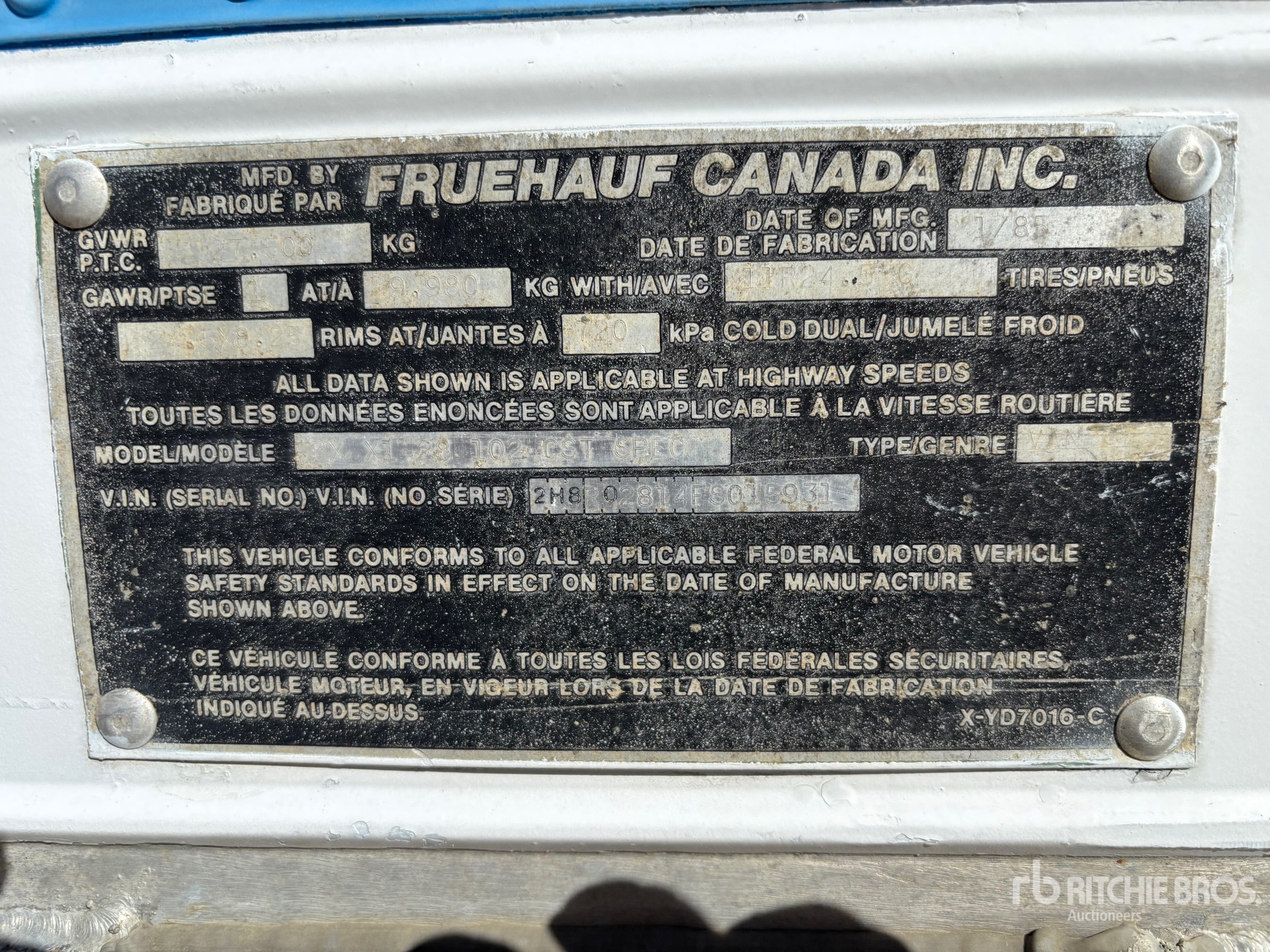1985 Fruehauf 28 ft x 102 in S/A Heated