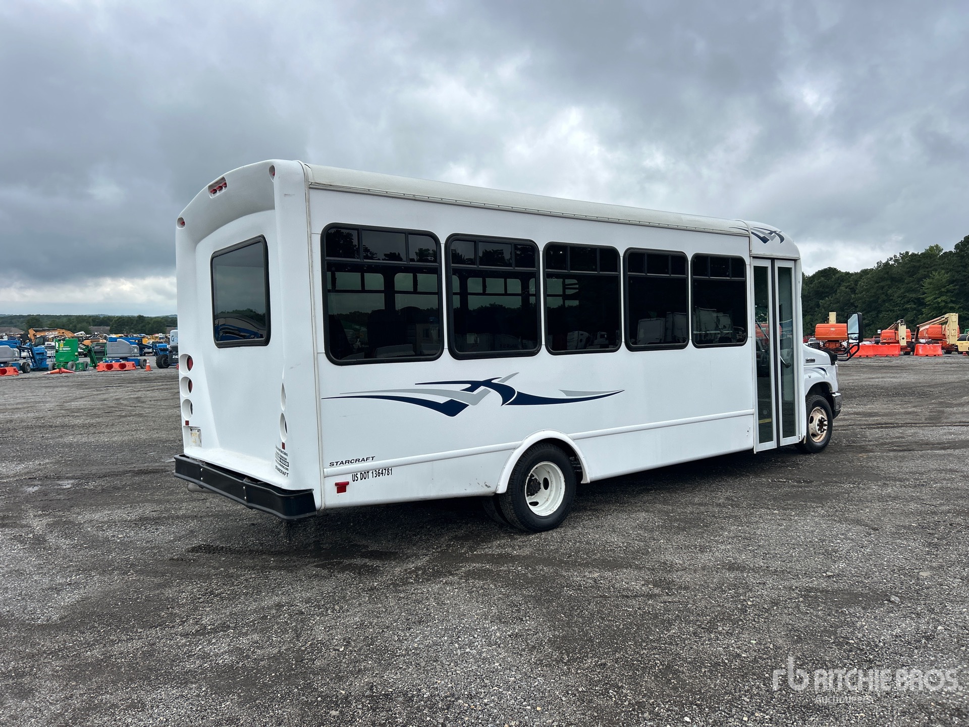2019 Ford E-450