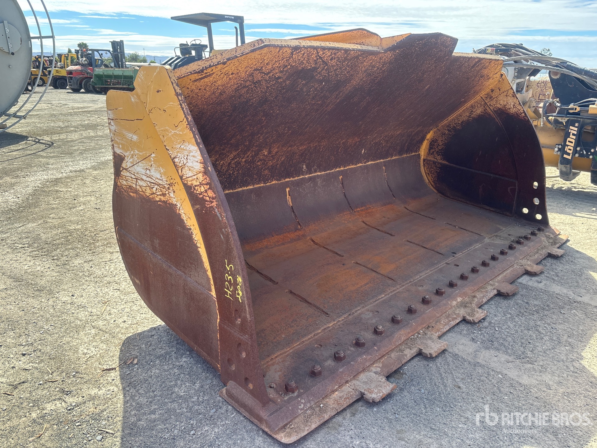 John Deere 5.5 CYD - FITS JOHN DEERE 744K