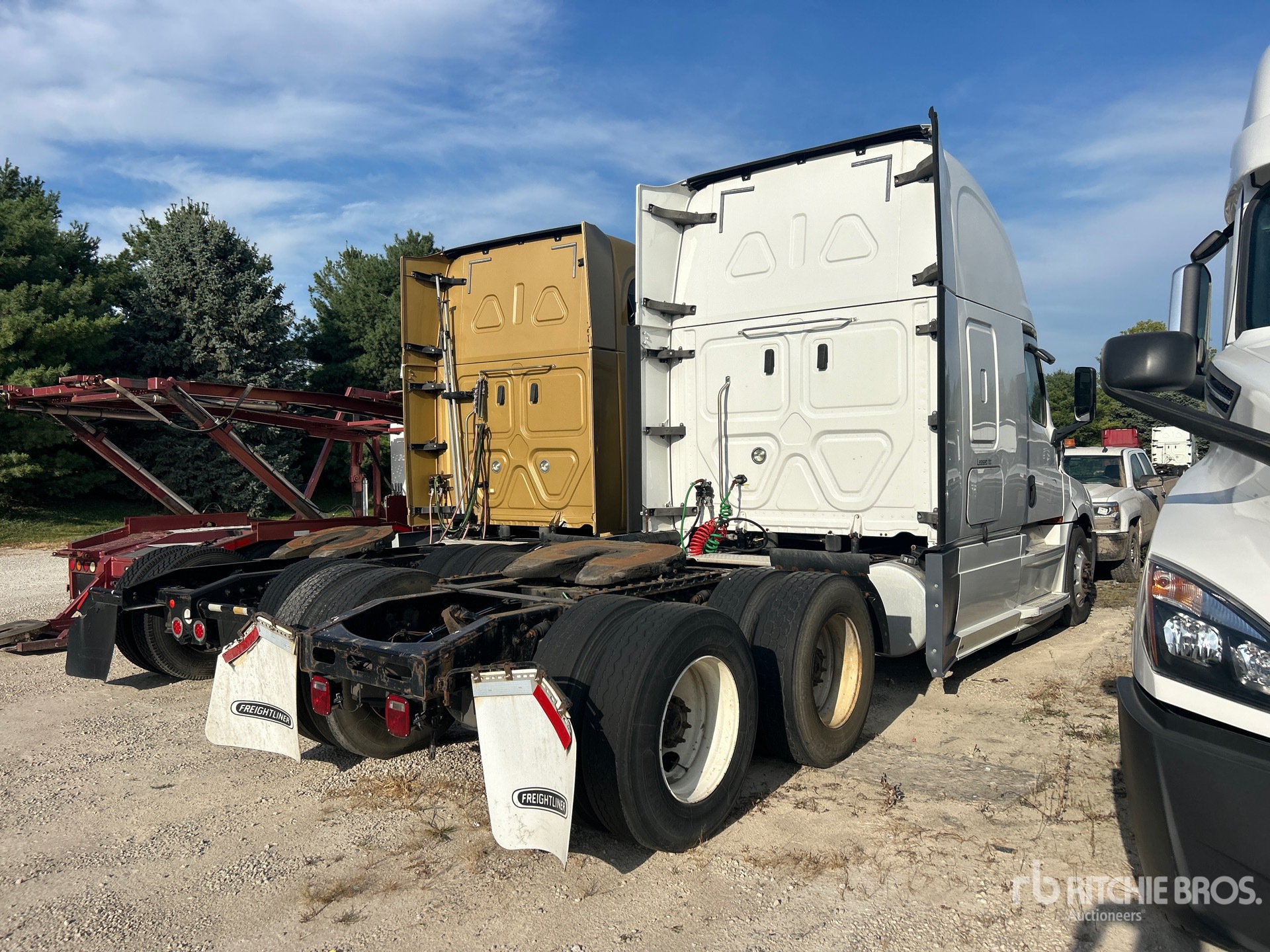 2018 Freightliner CASCADIA 126