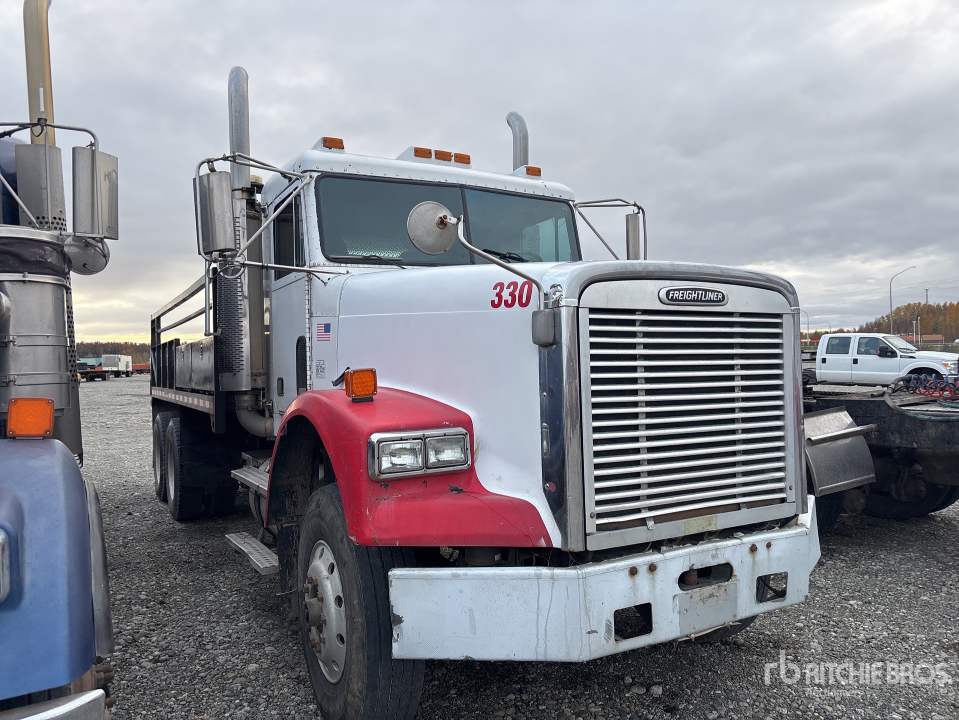 1999 Freightliner FLD120
