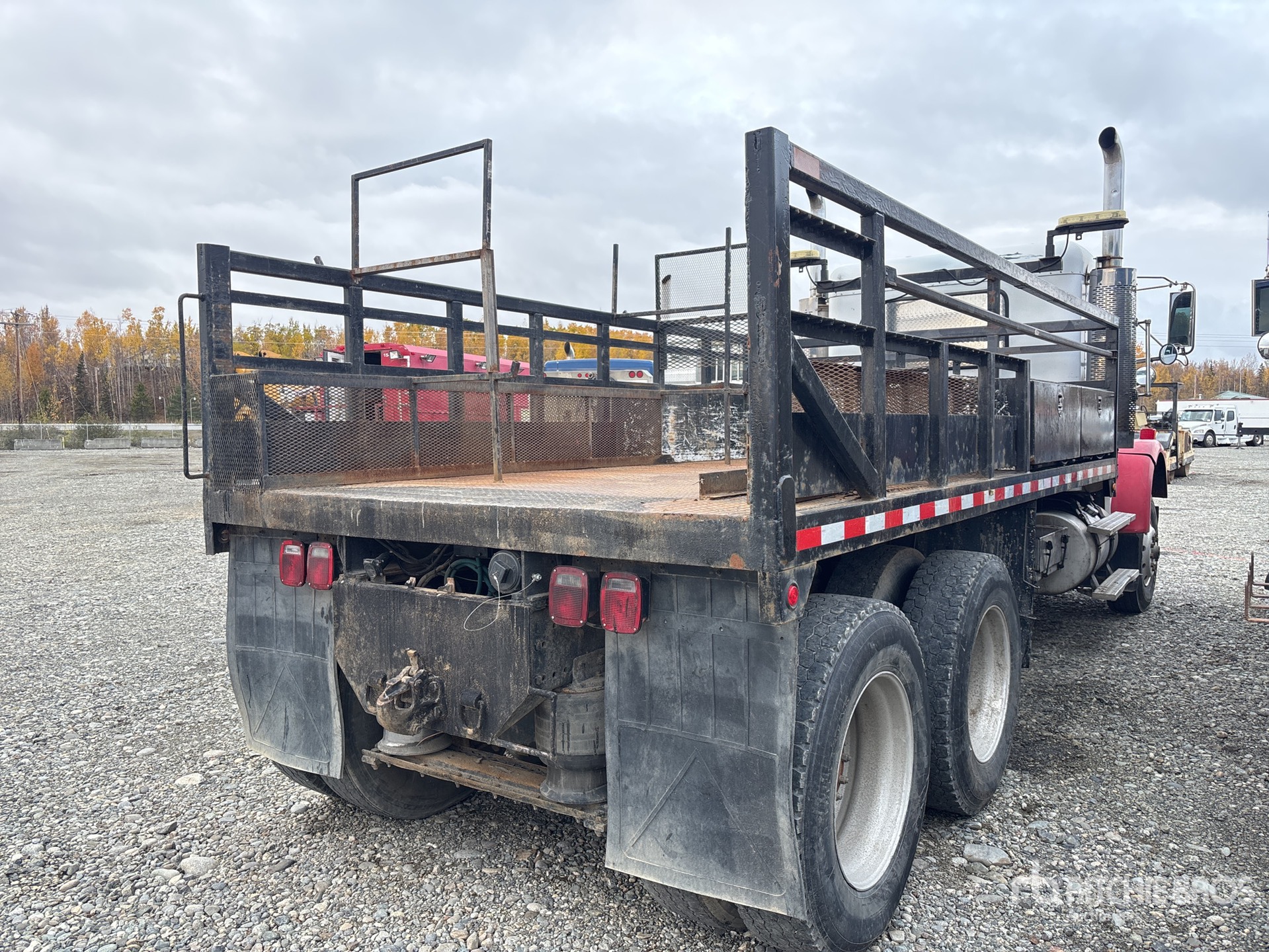 1999 Freightliner FLD120