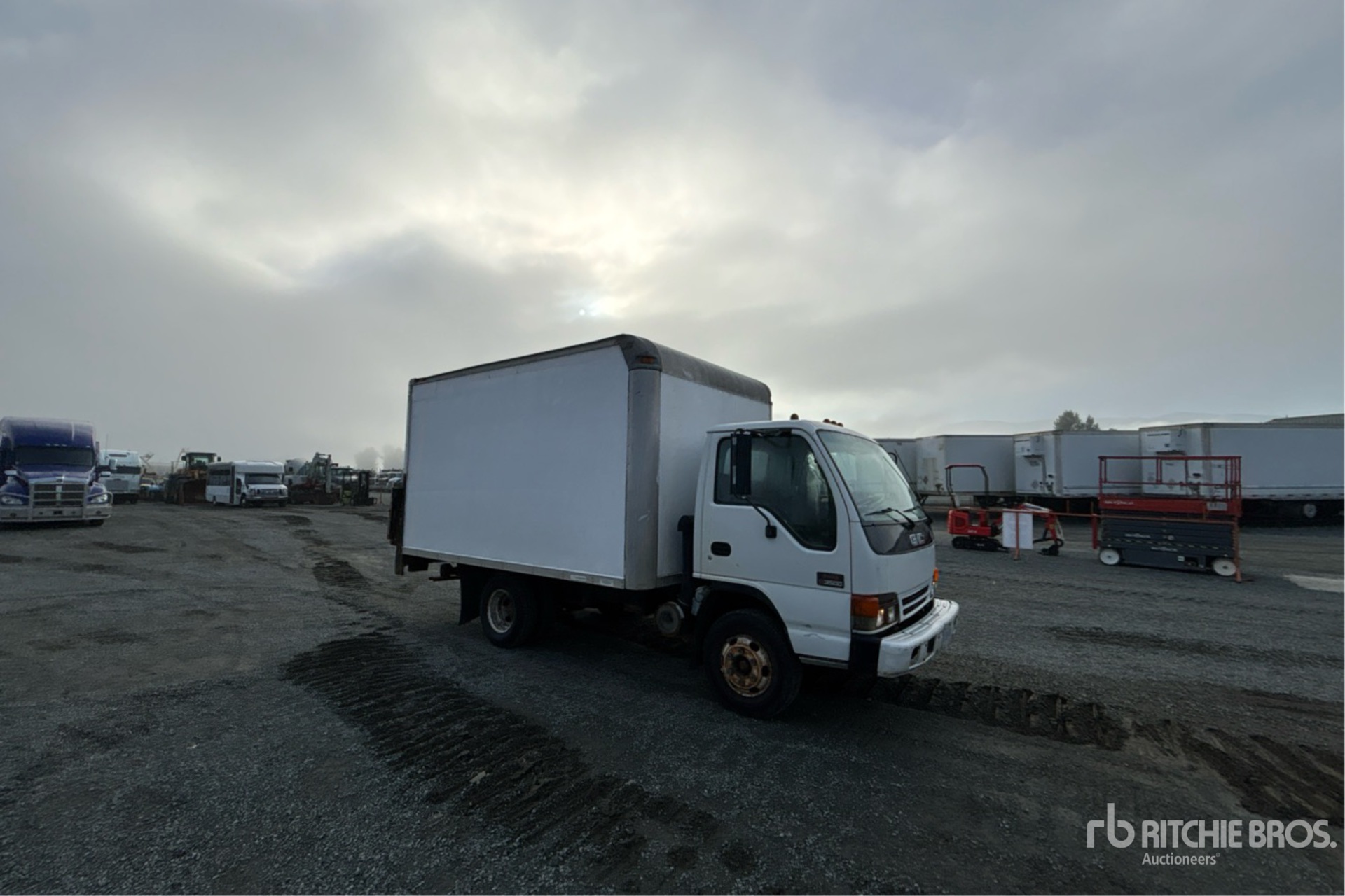 2001 GMC W3500