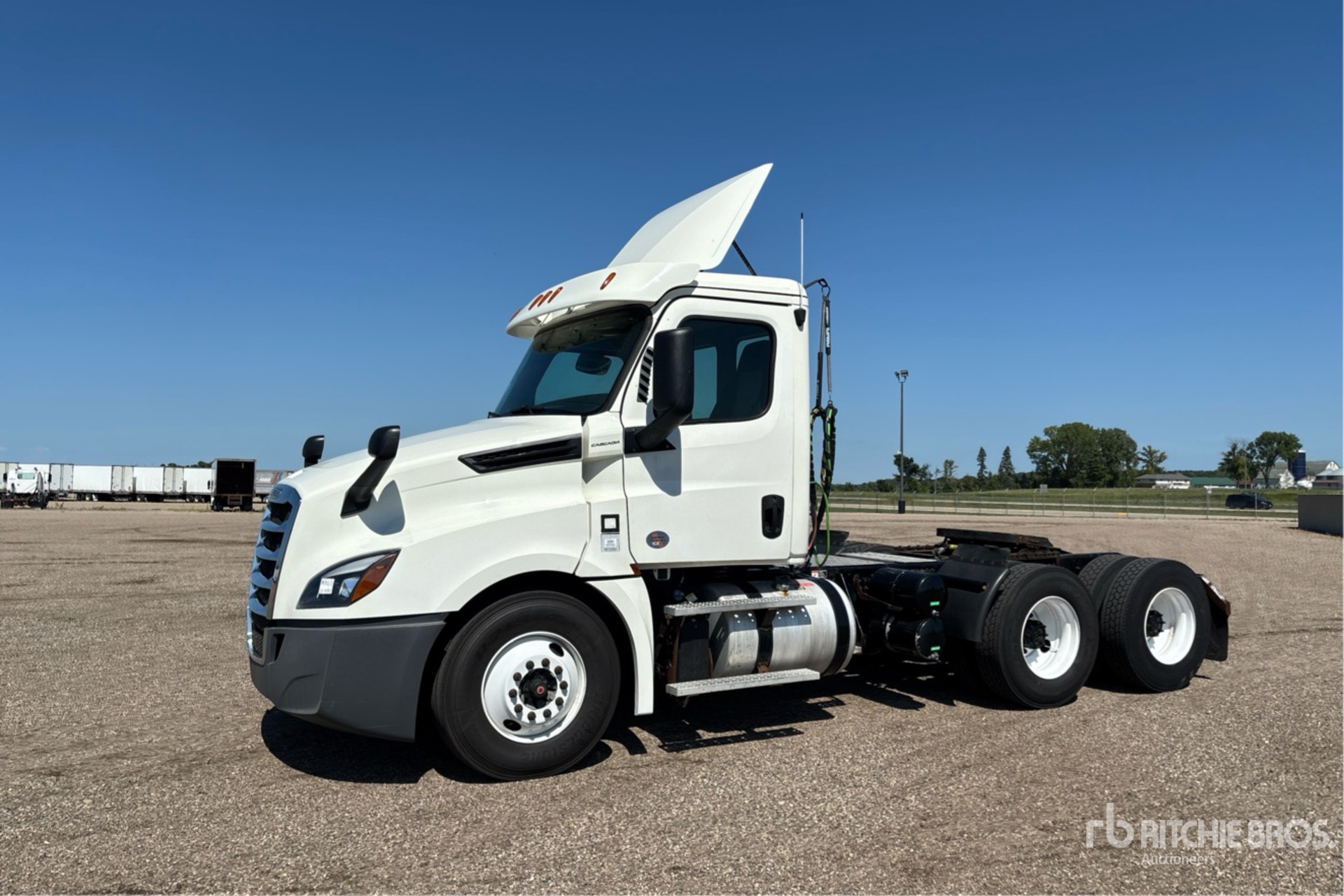 2019 Freightliner CASCADIA 126