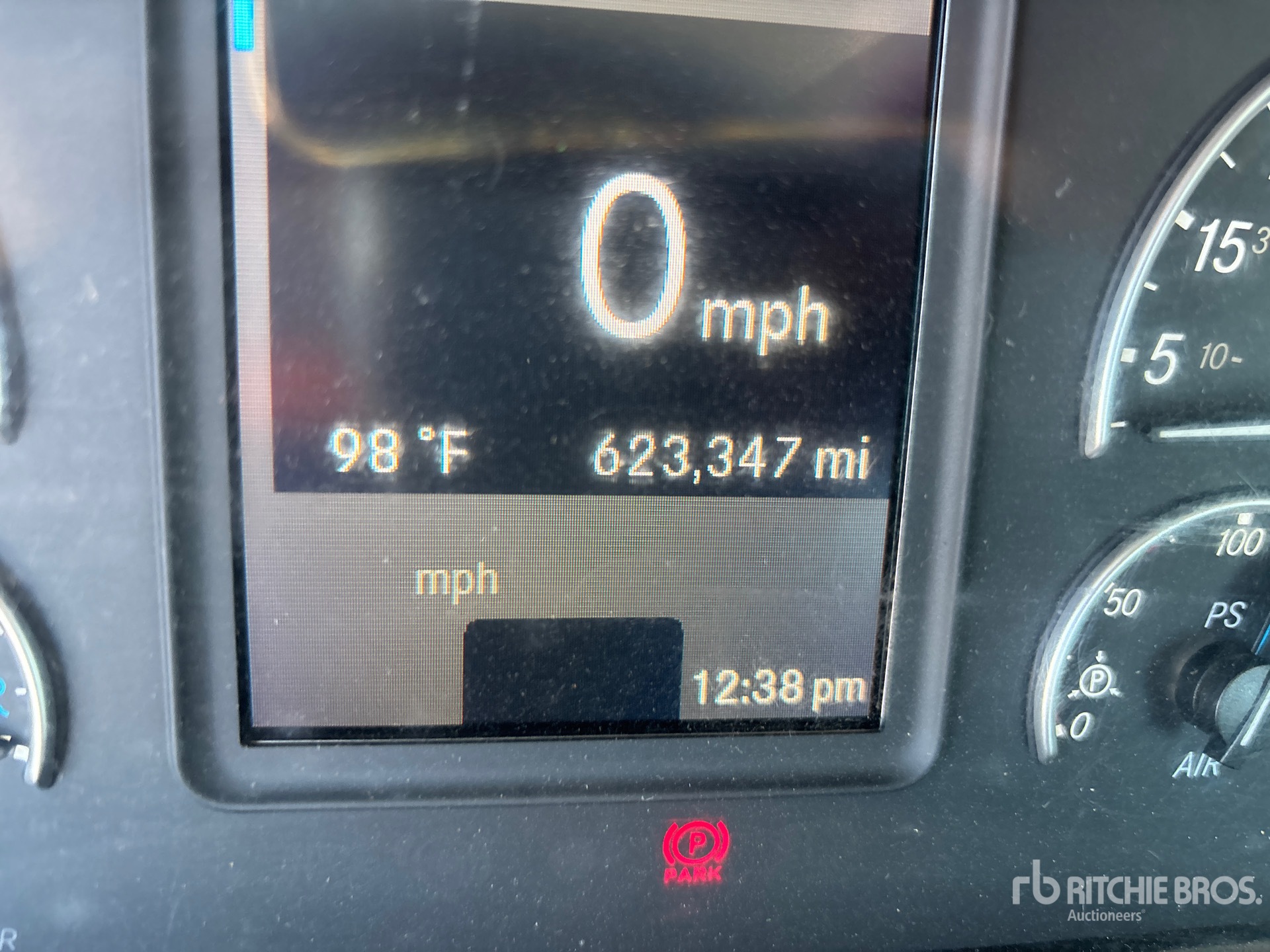 2019 Freightliner CASCADIA 126