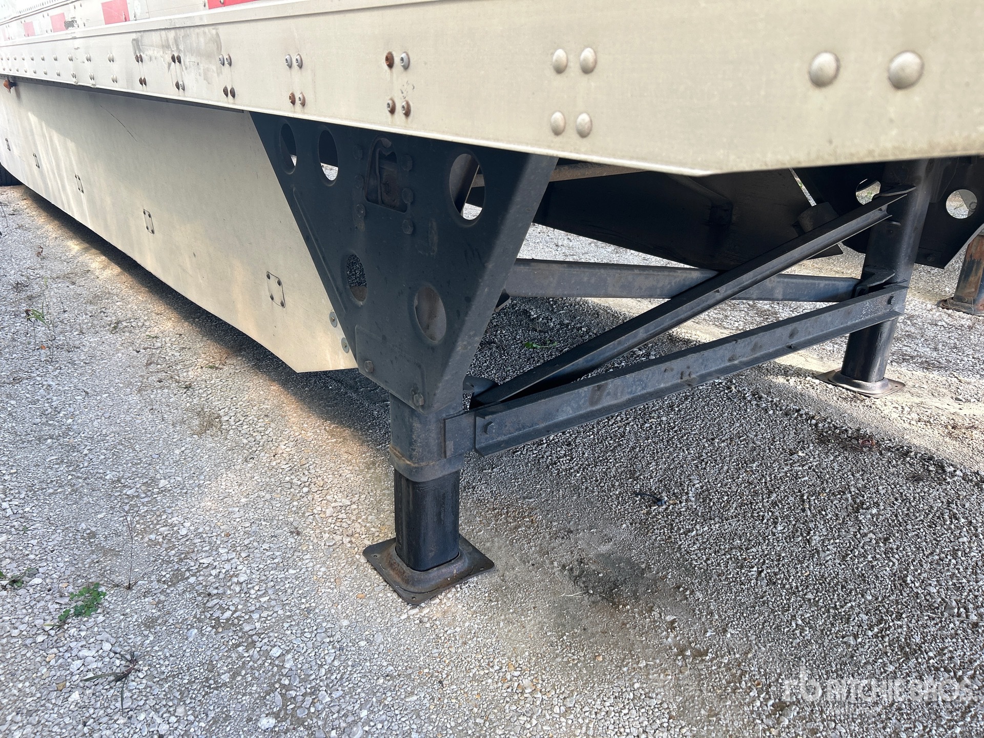 2015 Utility 53 FT X 102 IN T/A
