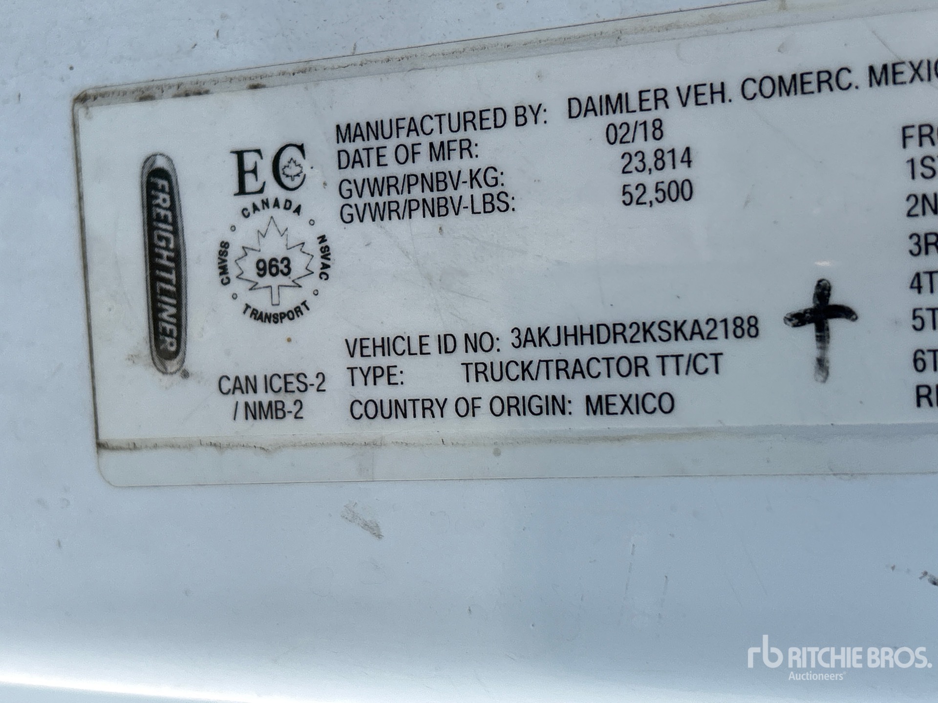 2019 Freightliner CASCADIA 126