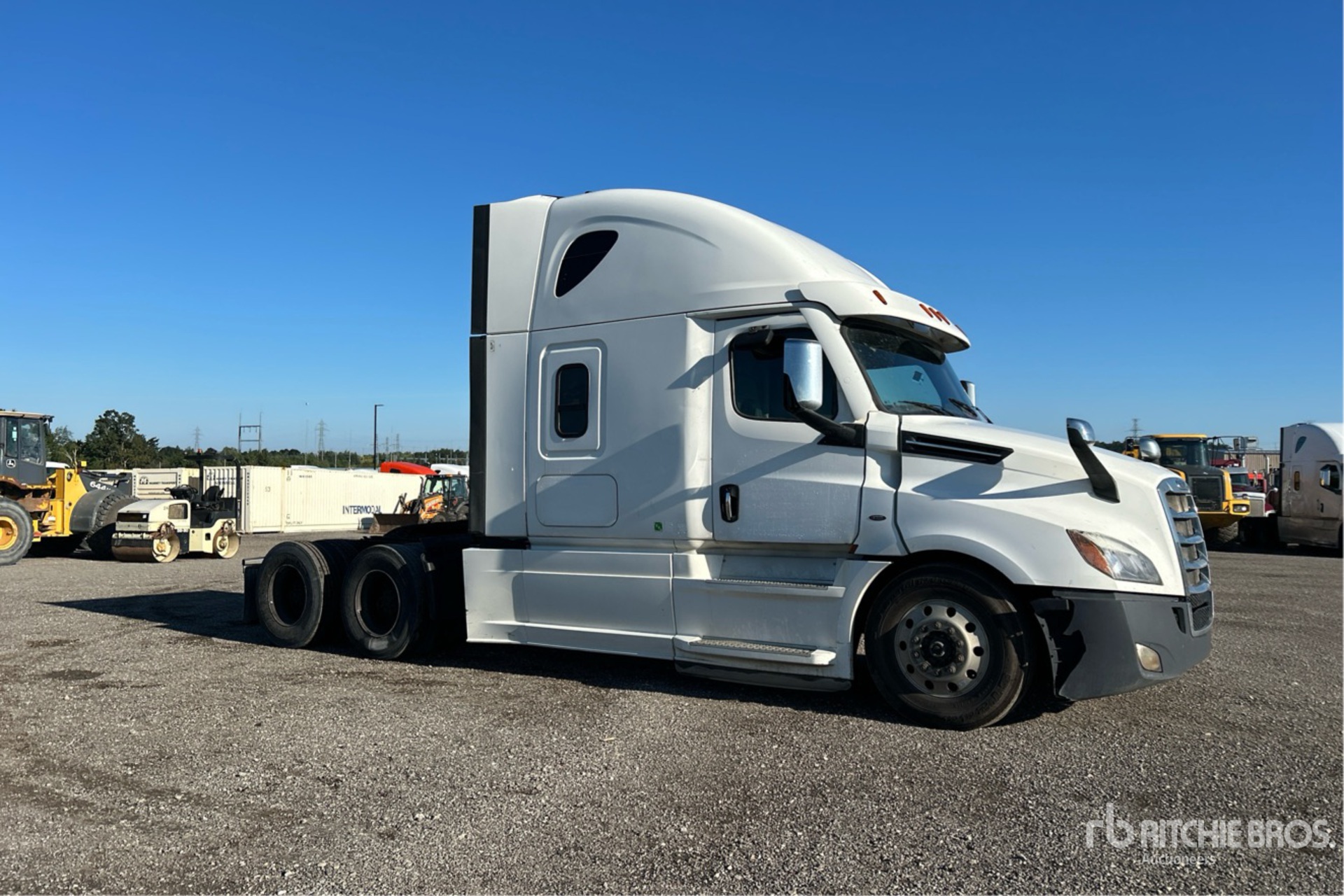 2019 Freightliner CASCADIA 126