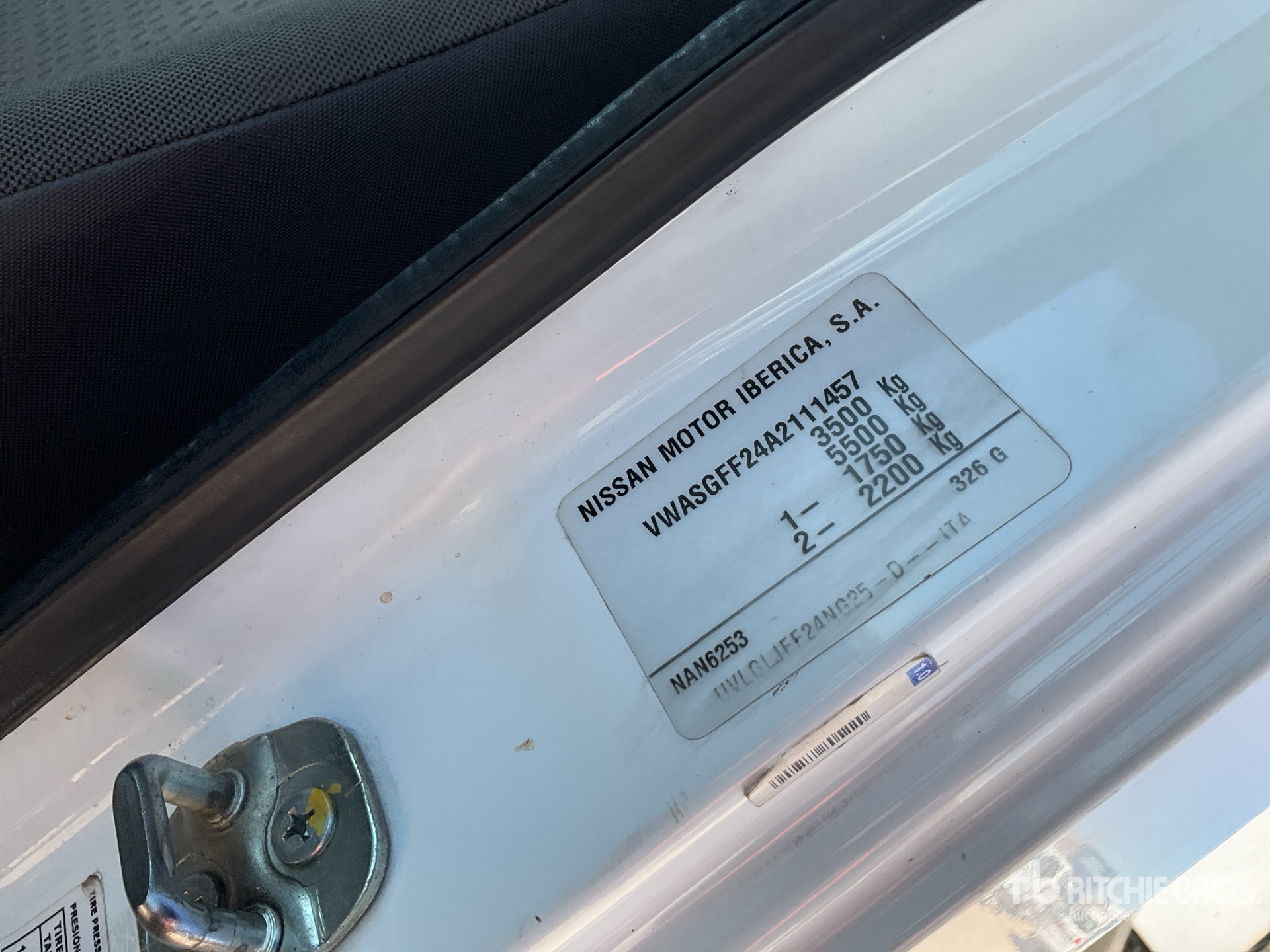 2011 Nissan 35.11