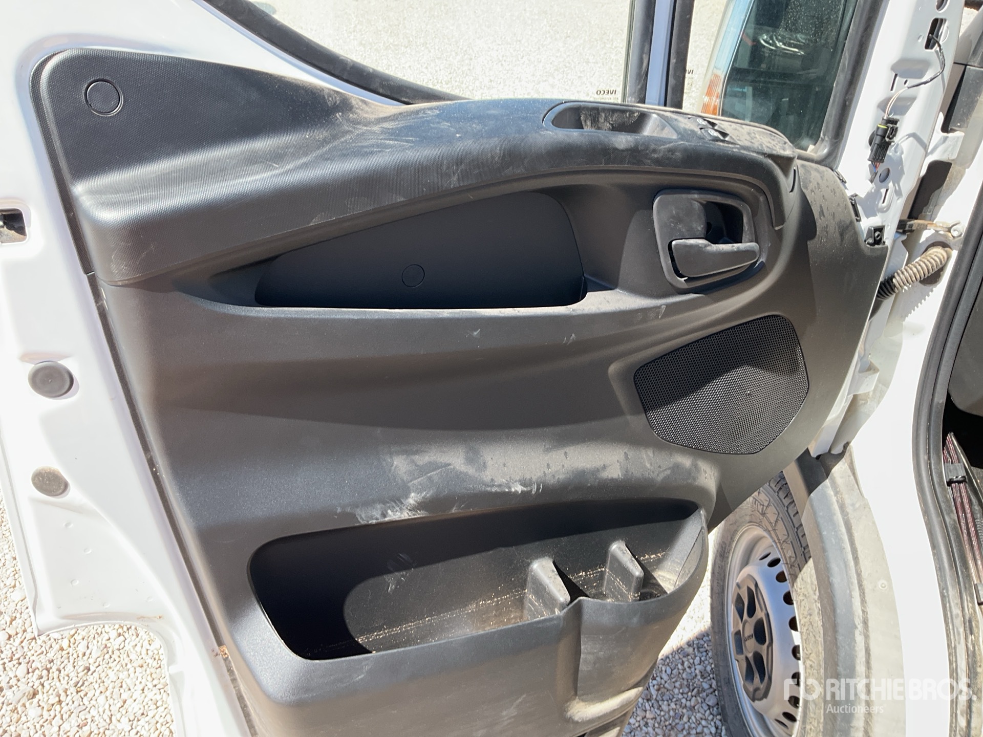 2024 Iveco DAILY 35S14