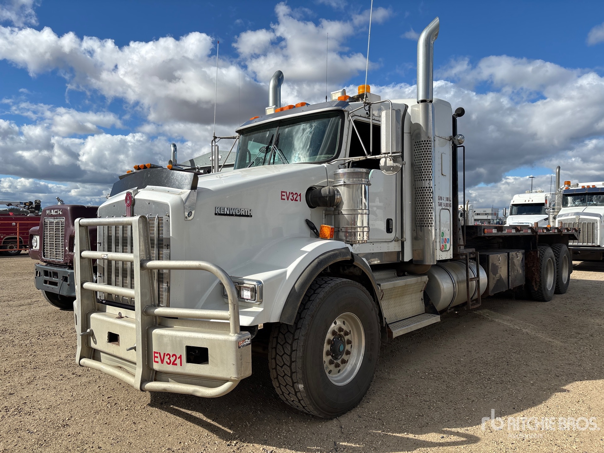 Photo of 2009 Kenworth T800