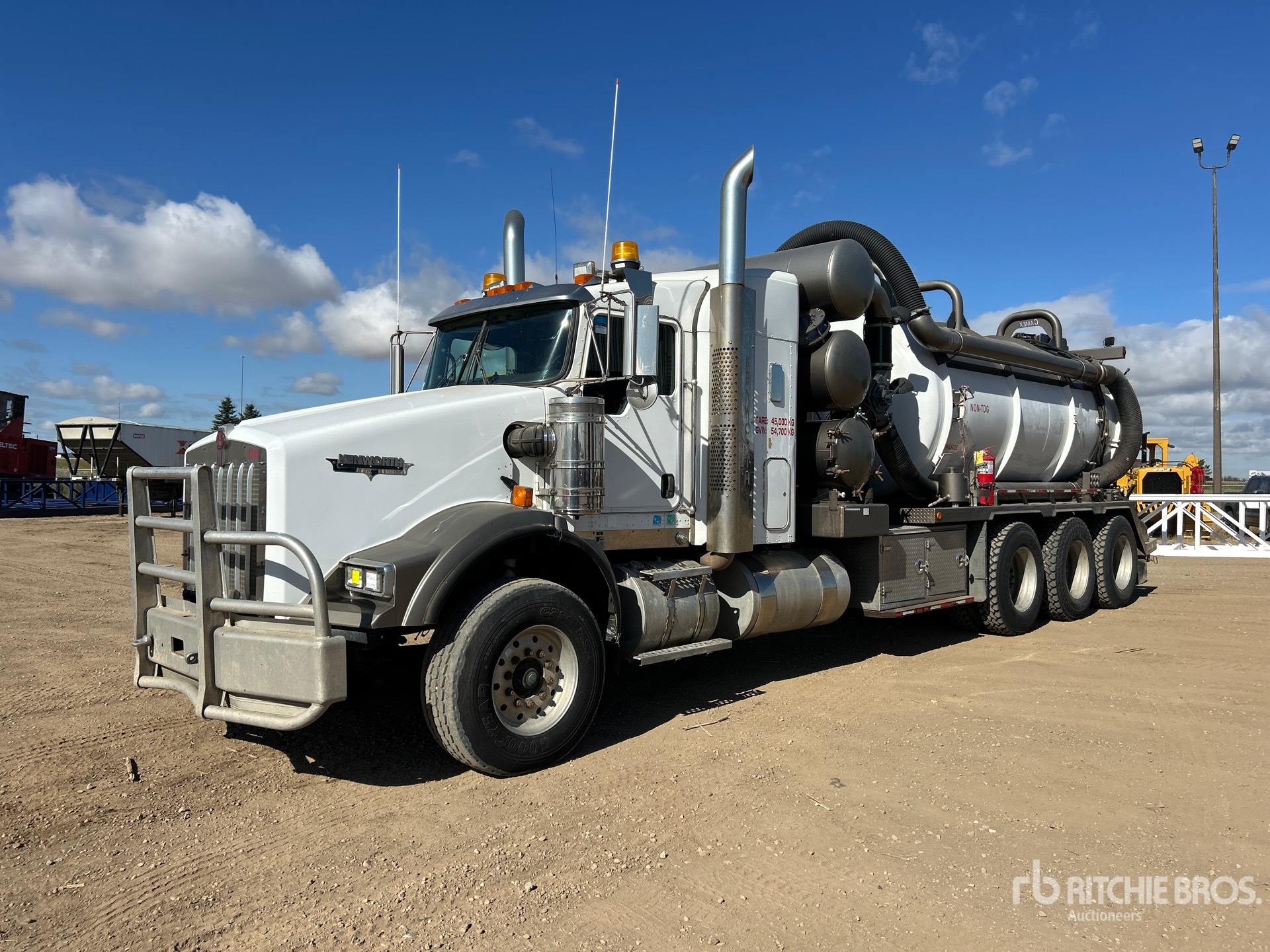 Photo of 2010 Kenworth T-800