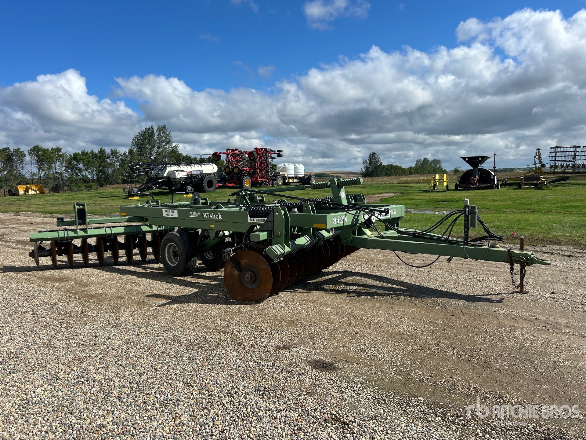 2013 Wishek 842N