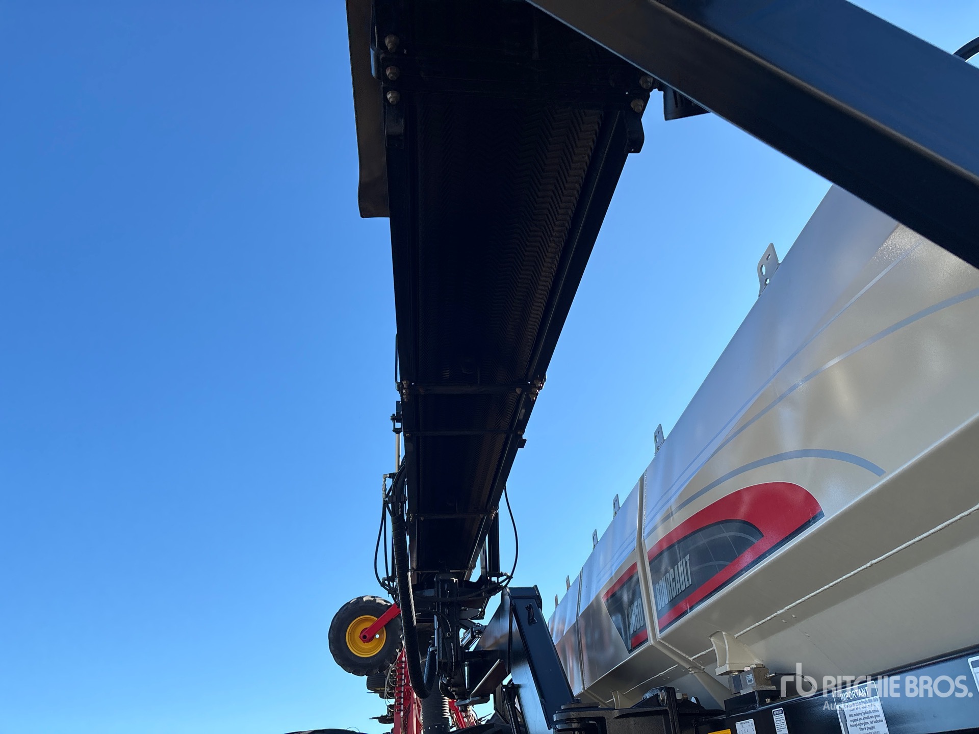 2024 Bourgault 3335-76PHD