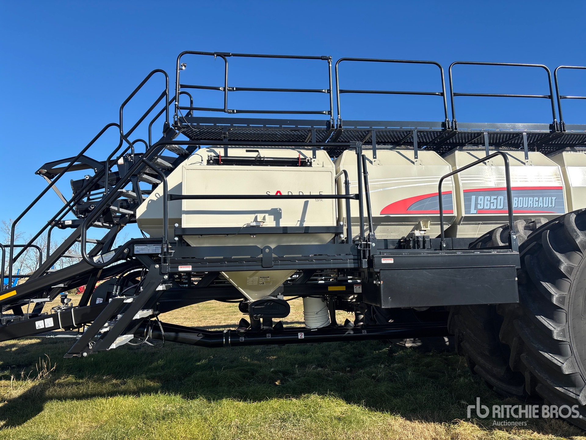 2024 Bourgault 3335-76PHD
