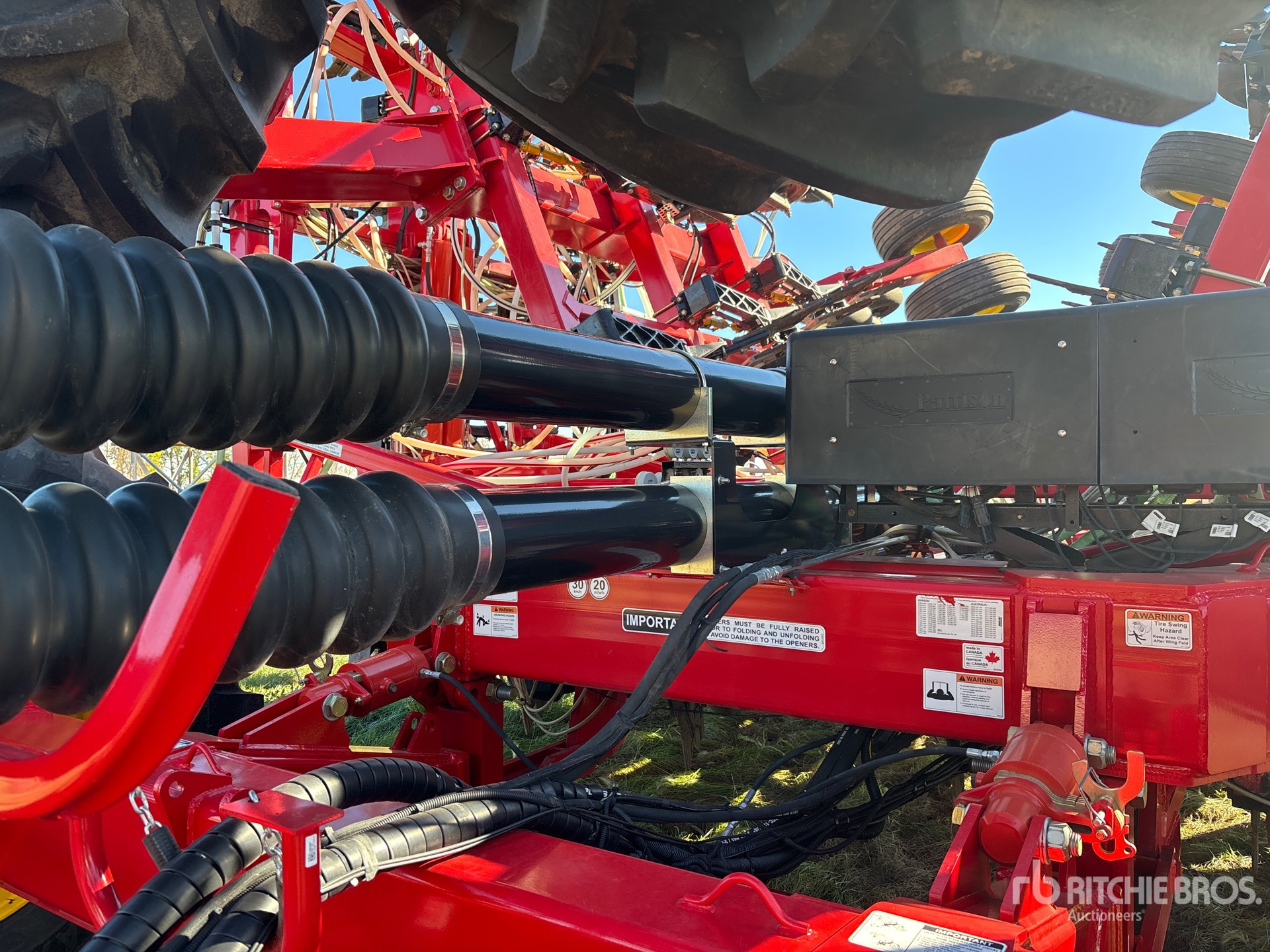 2024 Bourgault 3335-76PHD