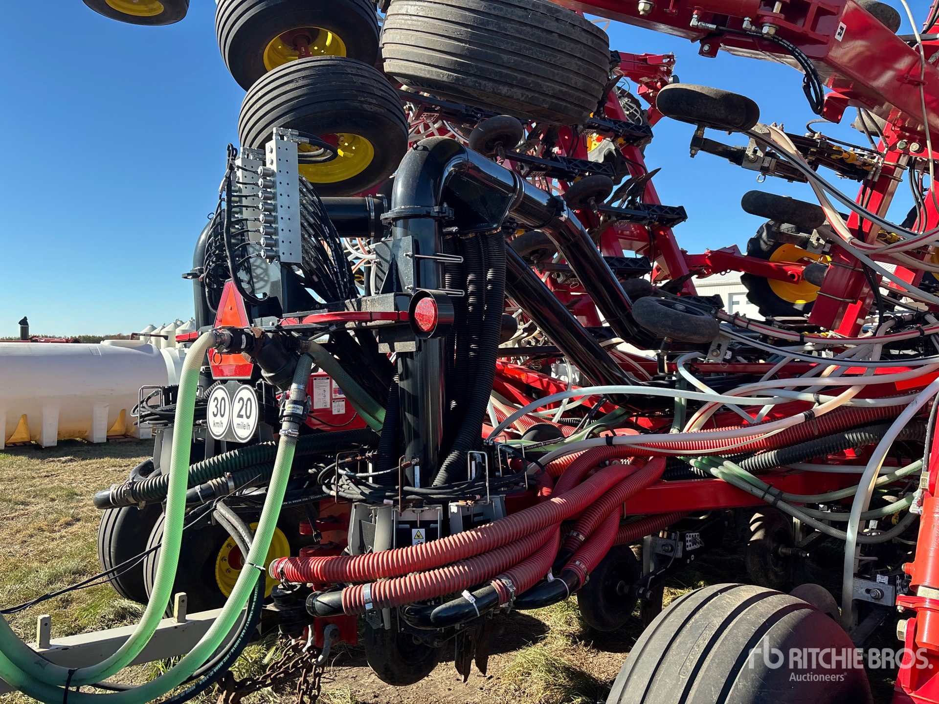 2024 Bourgault 3335-76PHD