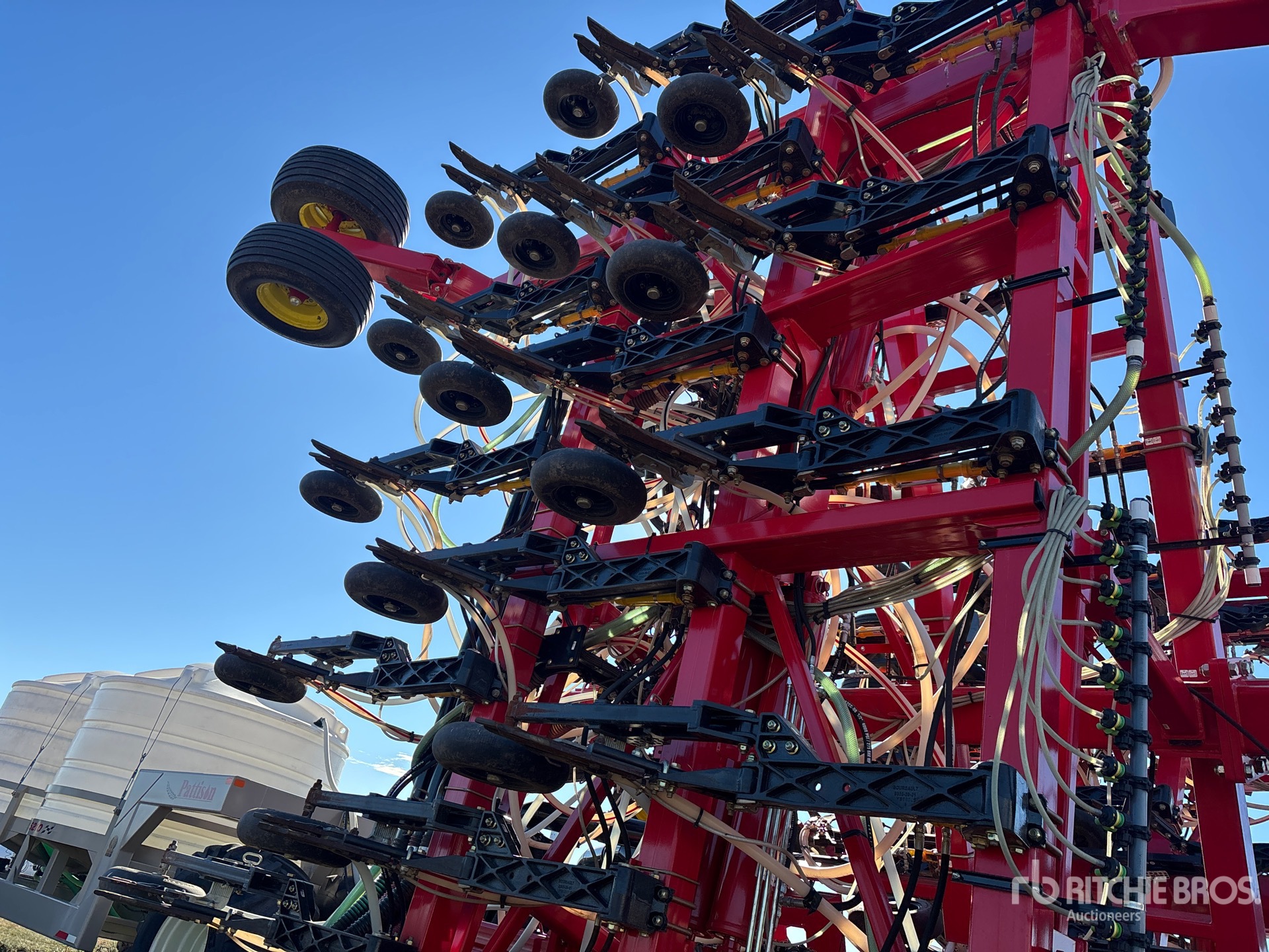 2024 Bourgault 3335-76PHD