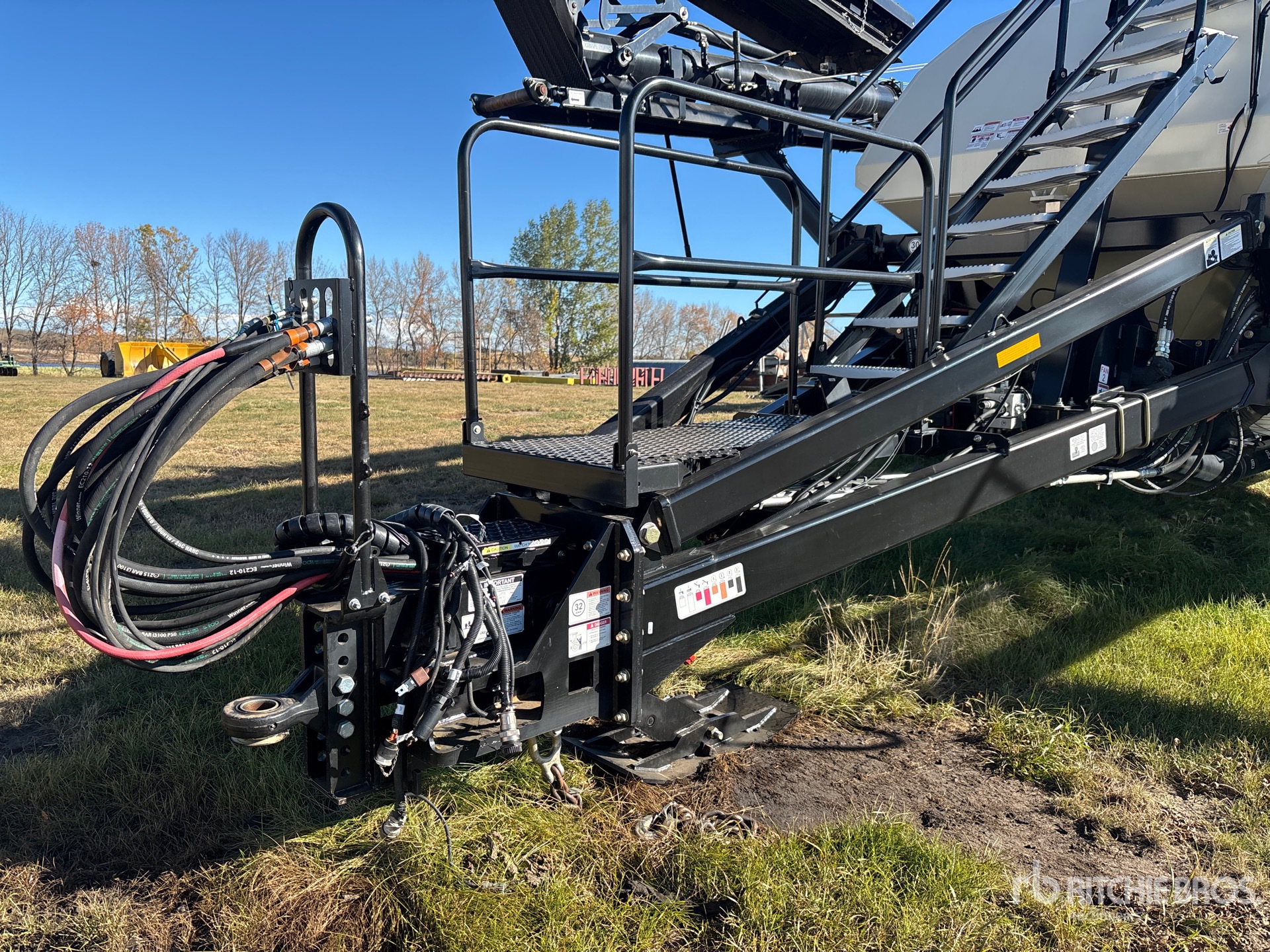 2024 Bourgault 3335-76PHD