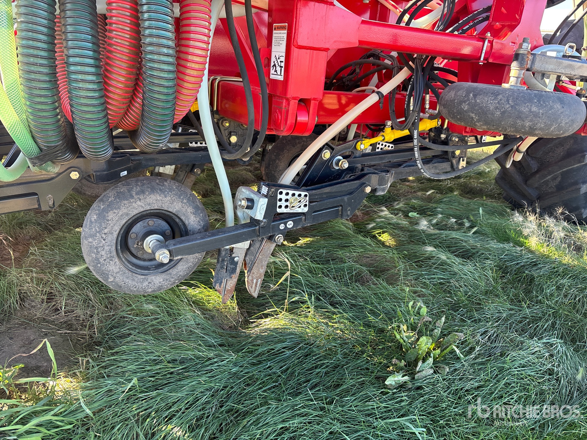 2024 Bourgault 3335-76PHD
