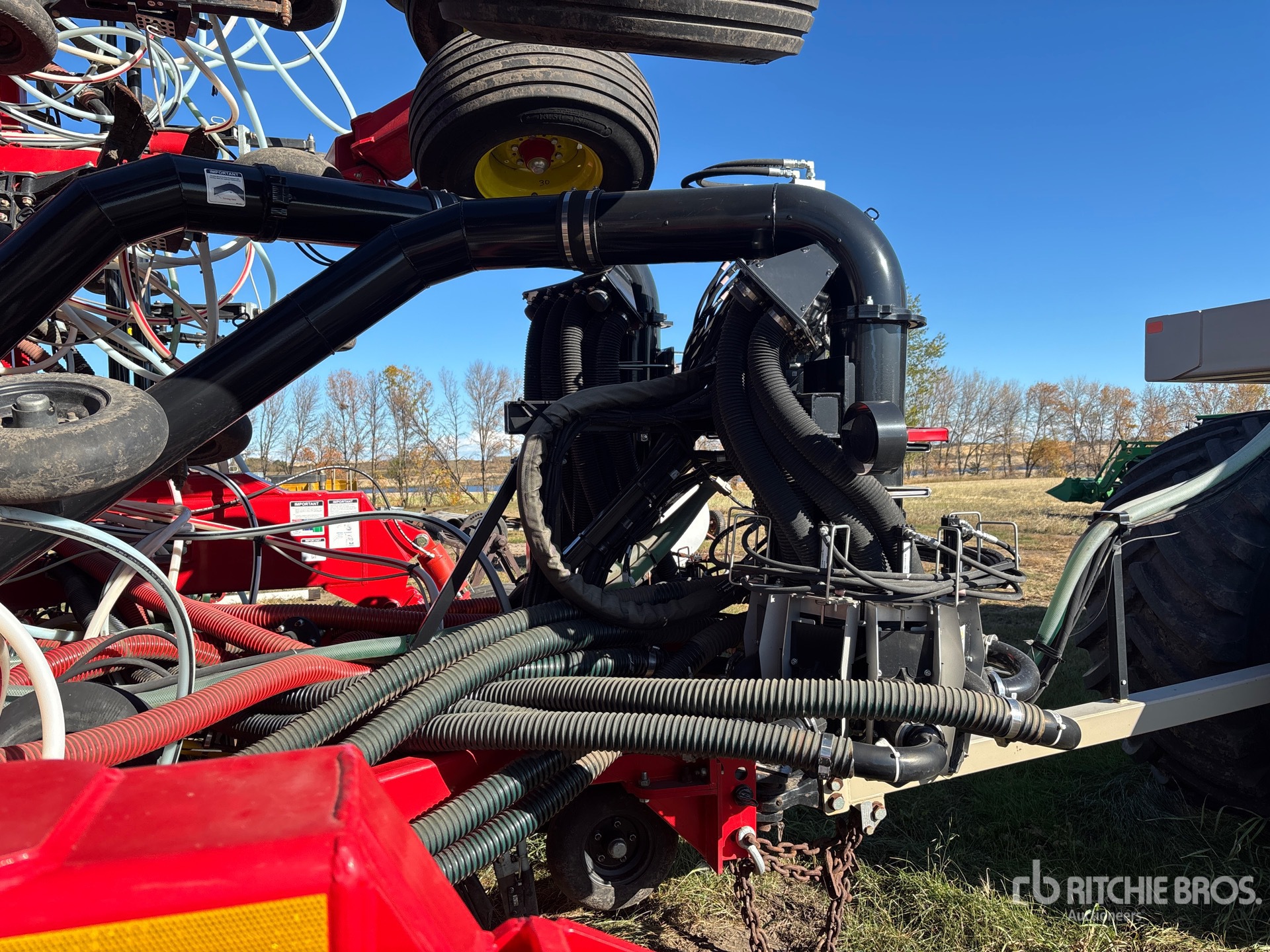 2024 Bourgault 3335-76PHD