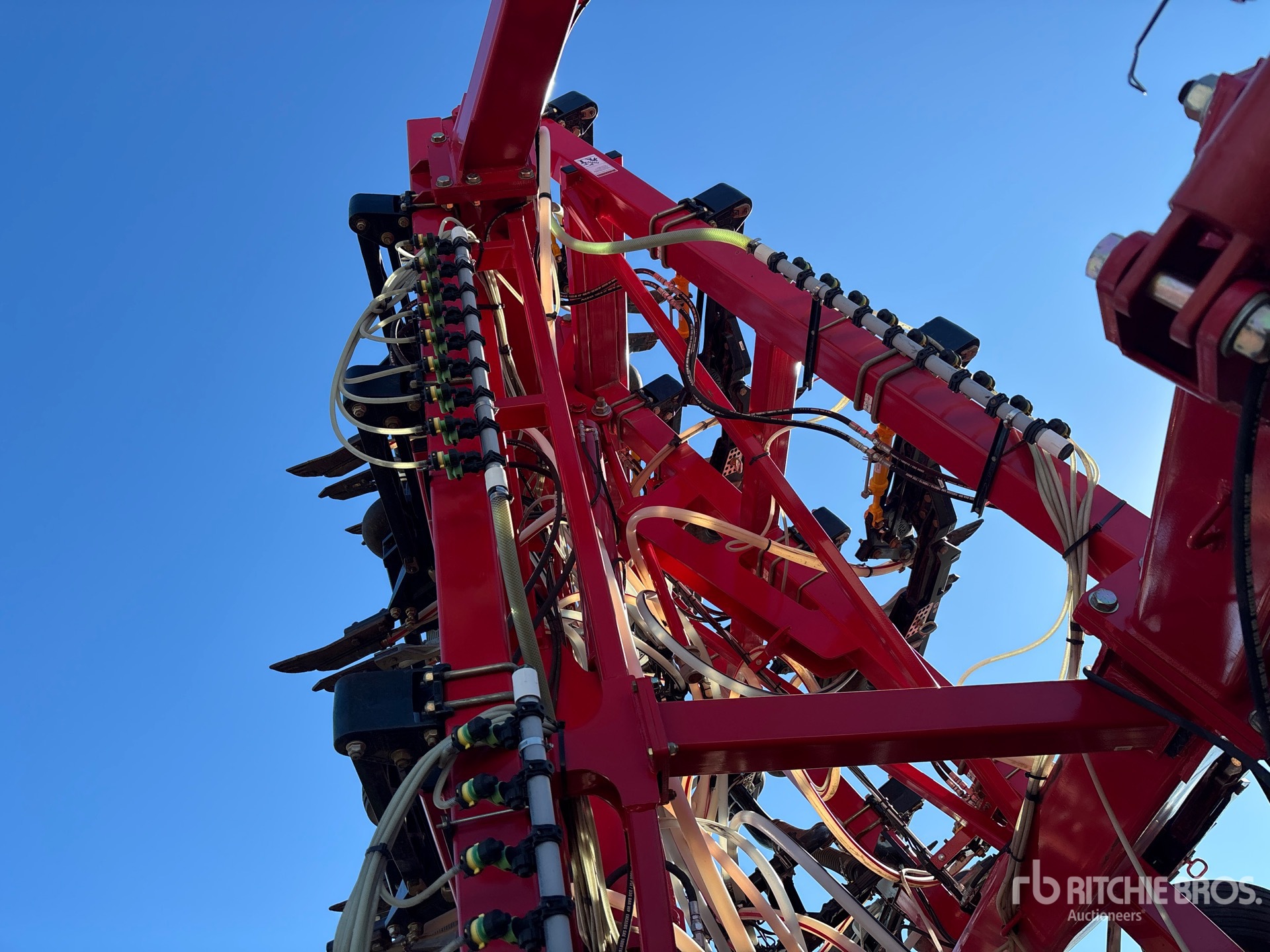 2024 Bourgault 3335-76PHD