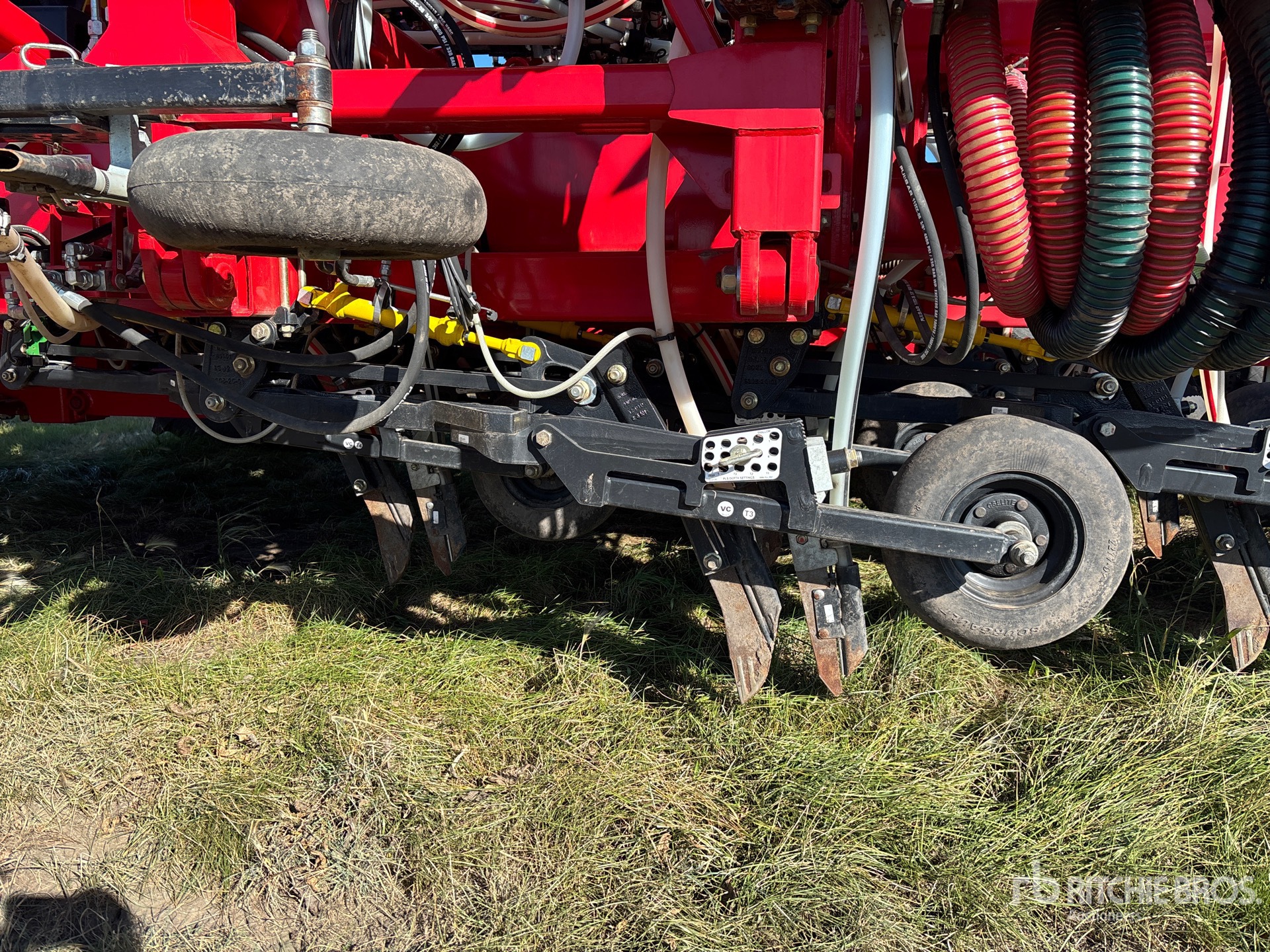 2024 Bourgault 3335-76PHD