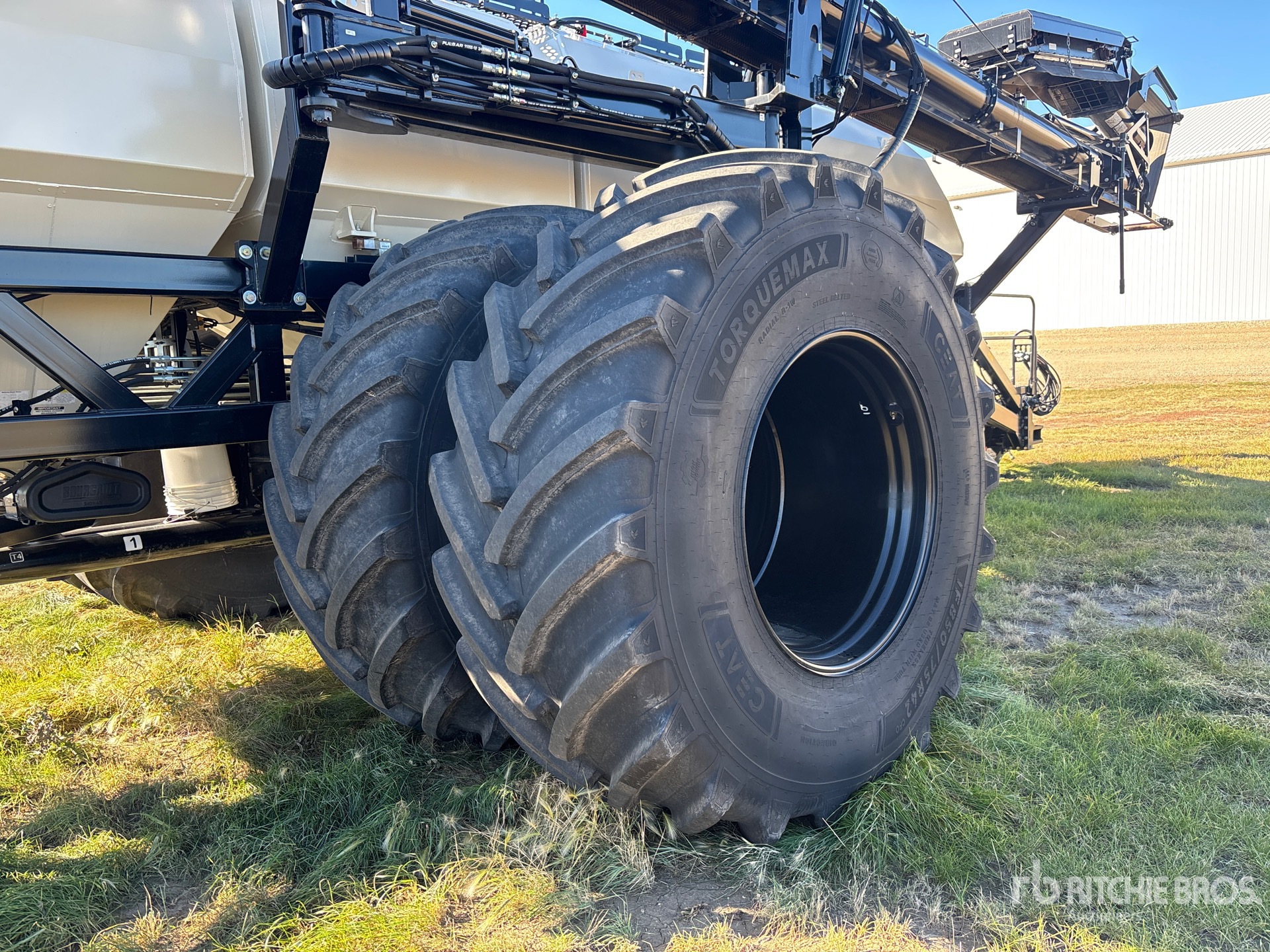 2024 Bourgault 3335-76PHD