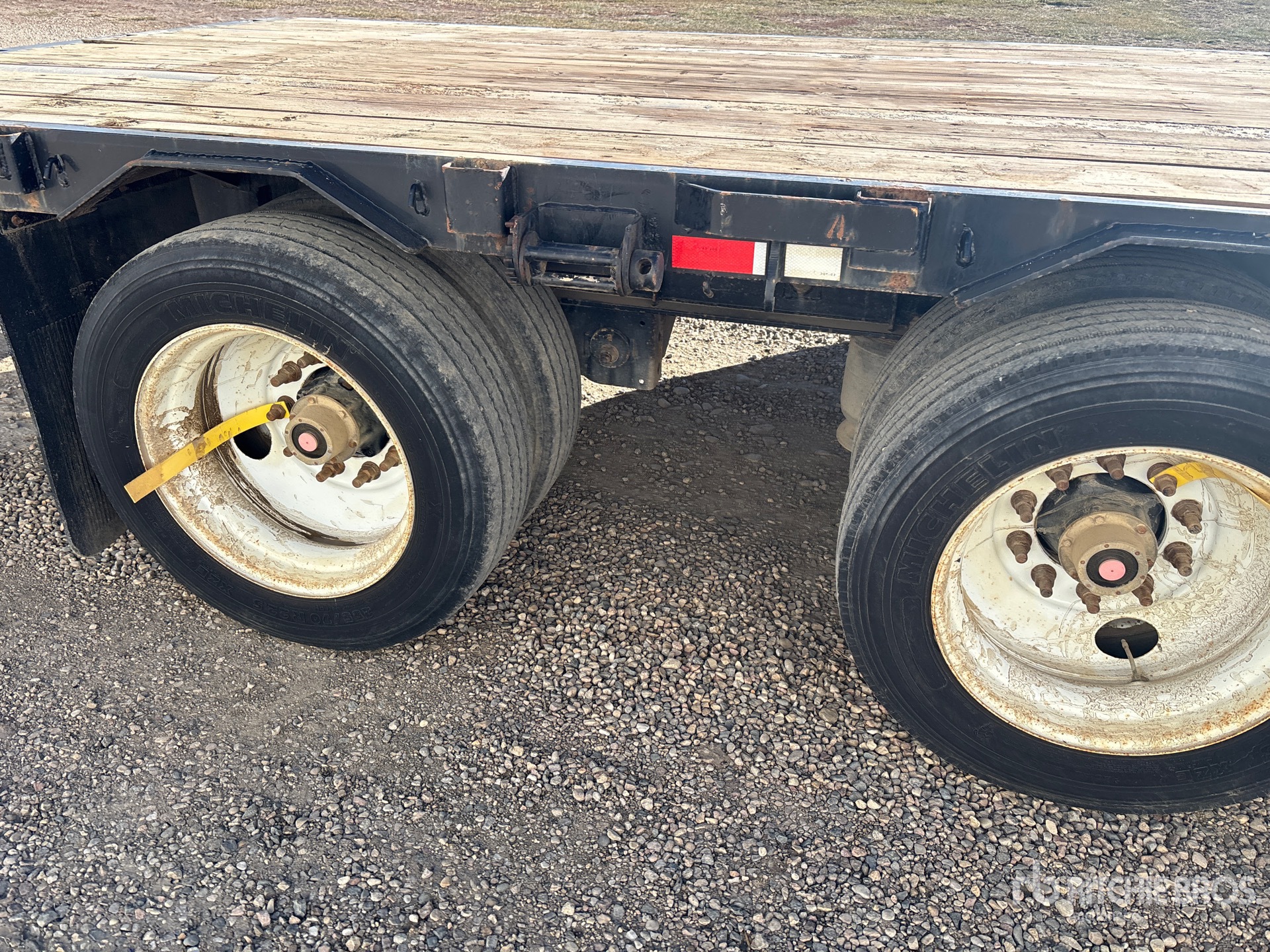 2012 Load King 38000 kg 53 ft Tri/A