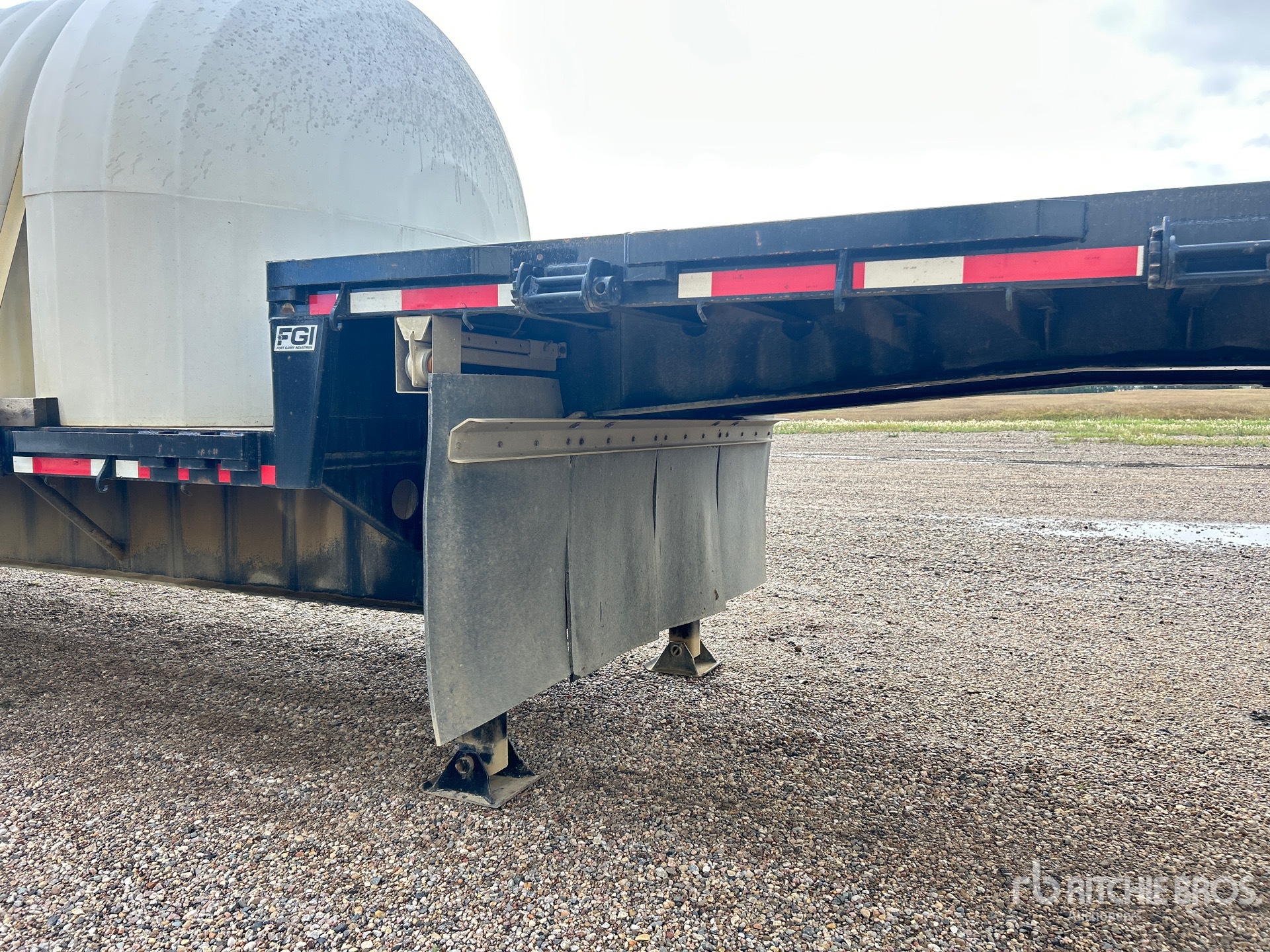 2012 Load King  38000 KG 53 FT TRI/A