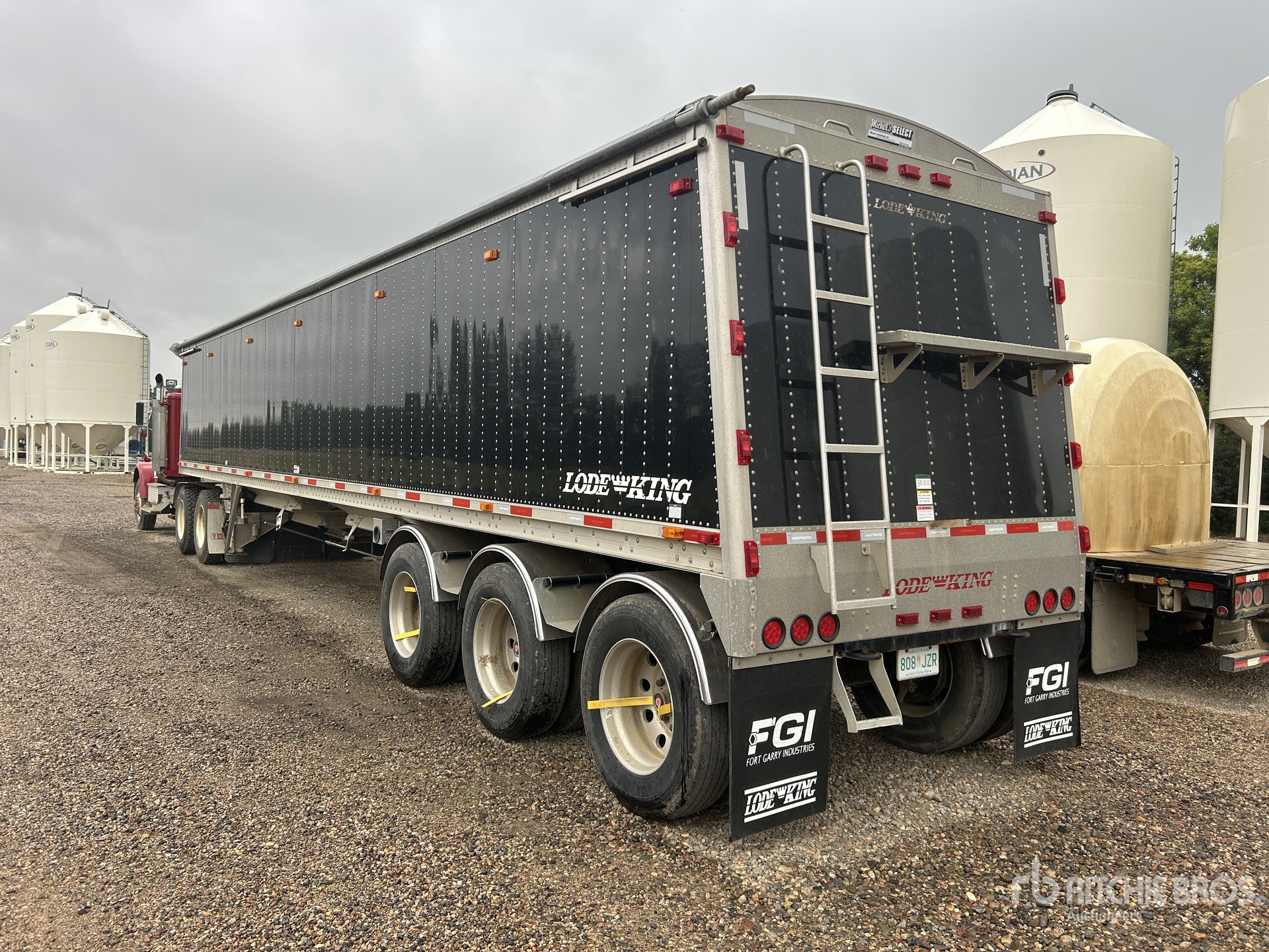 2016 Load King  45 FT TRI/A