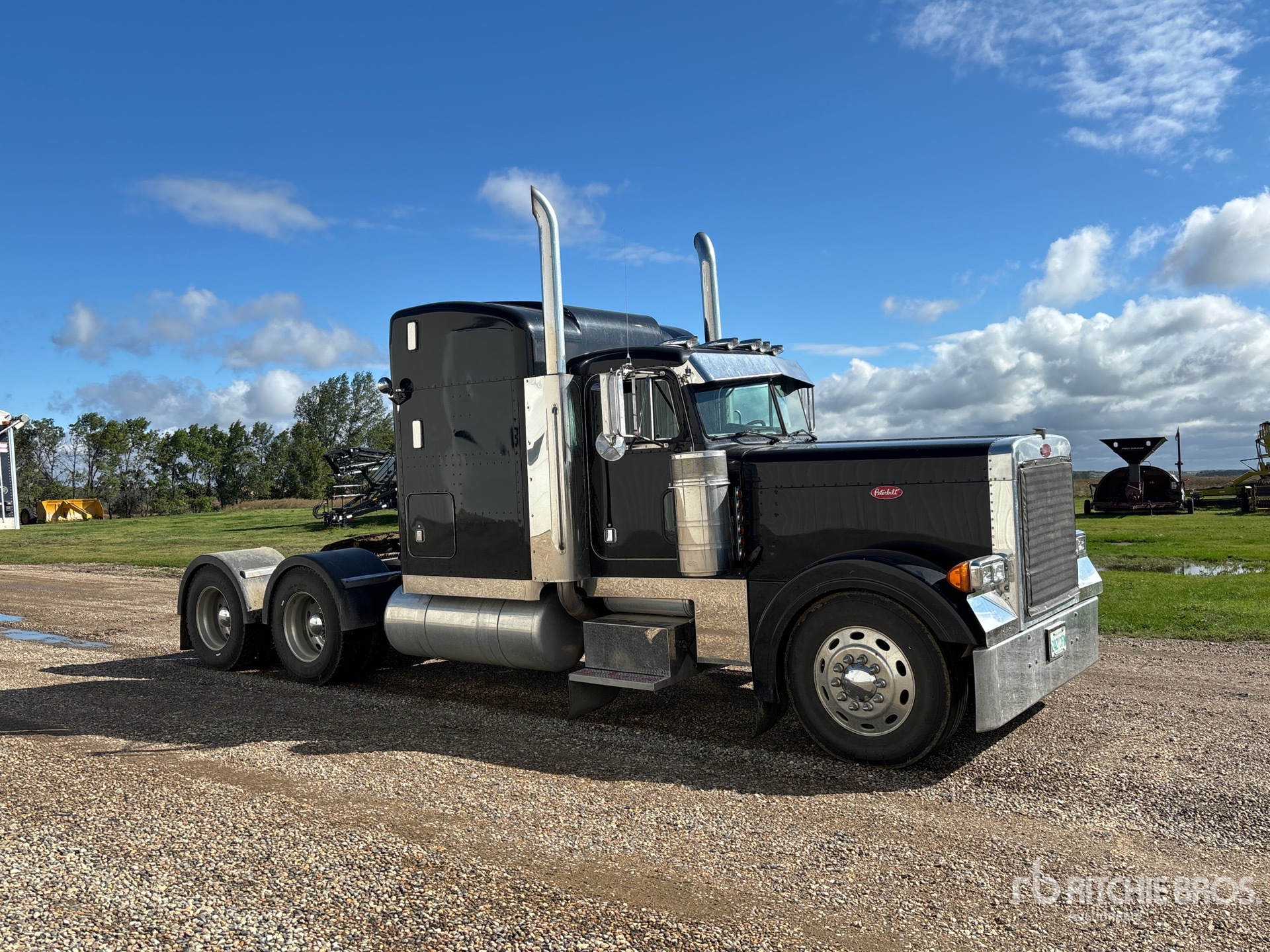 2000 Peterbilt 379