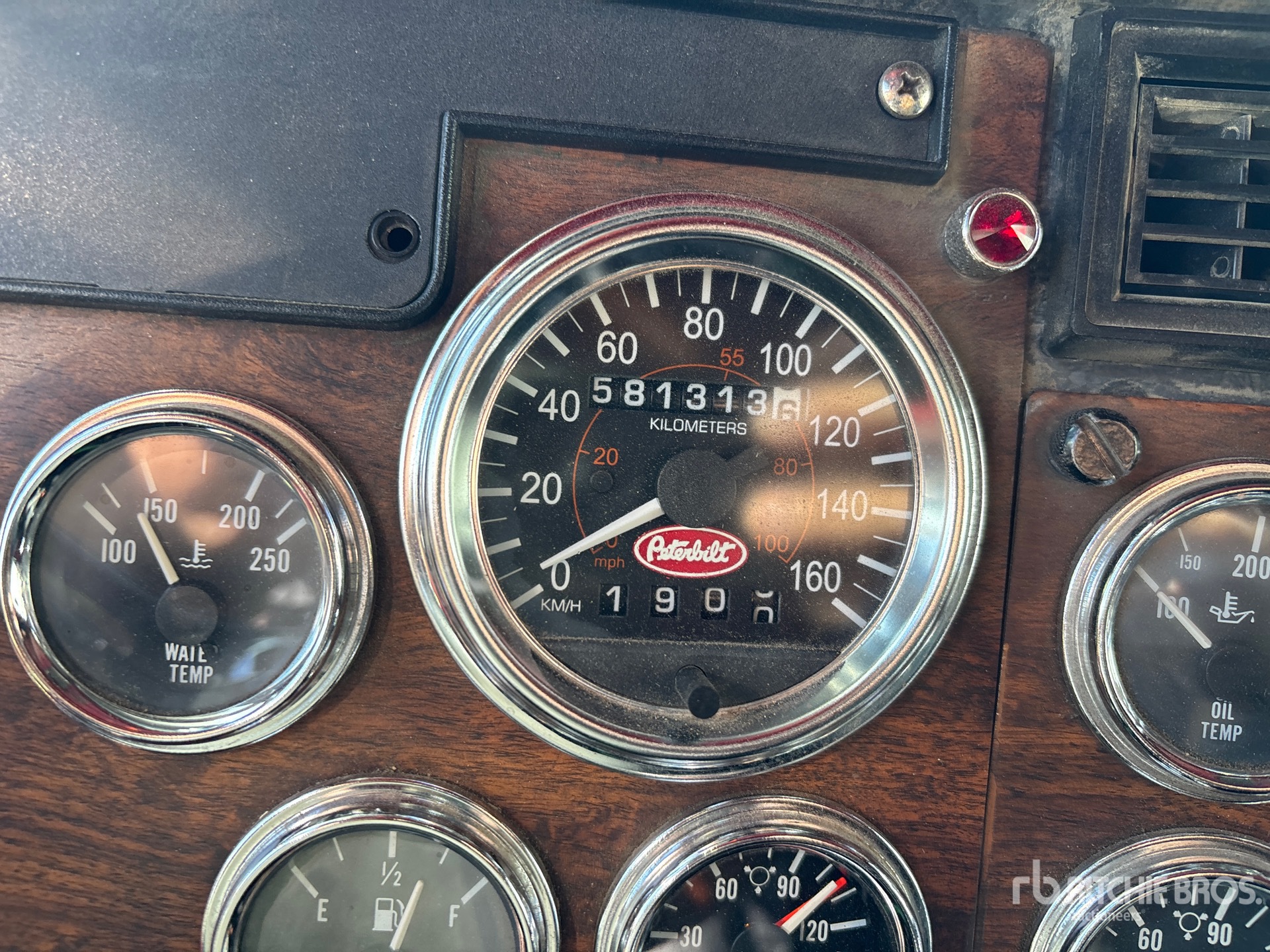 2000 Peterbilt 379