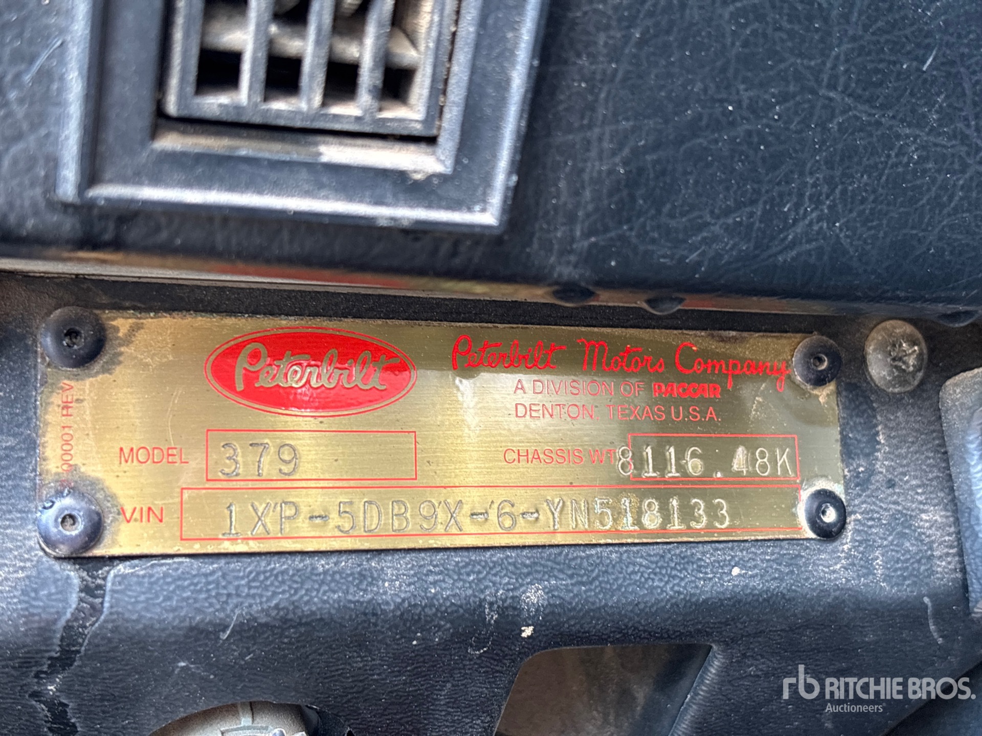 2000 Peterbilt 379