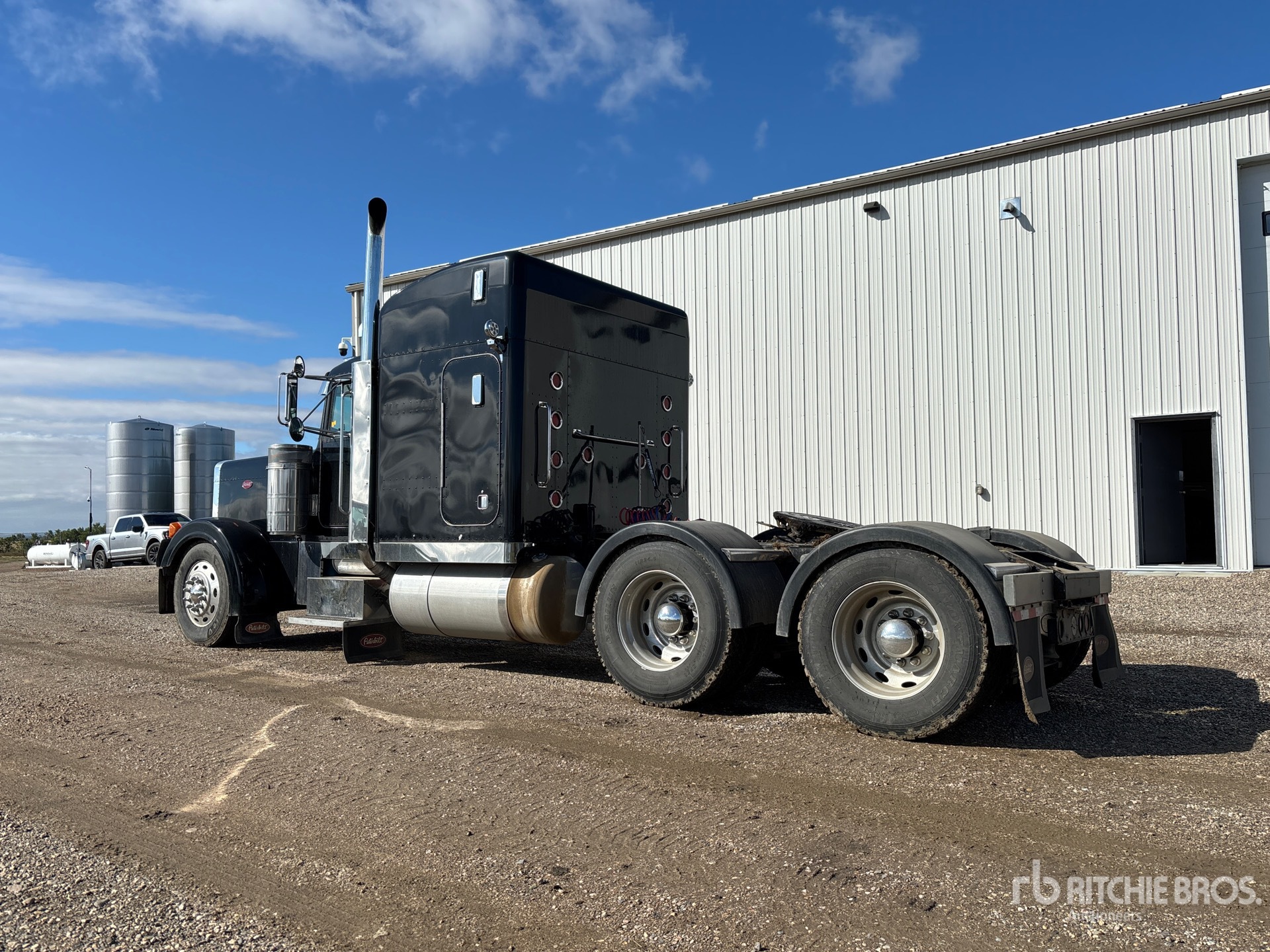2000 Peterbilt 379