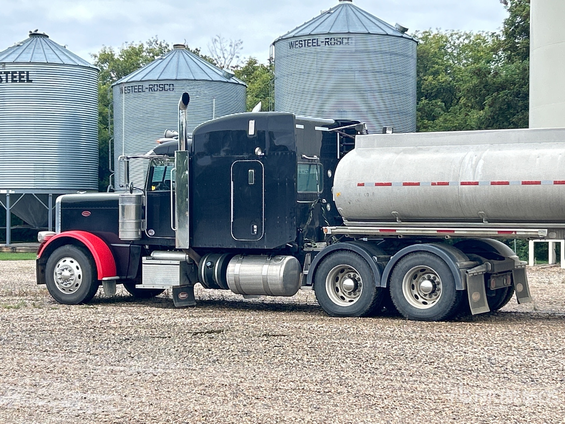 2013 Peterbilt 389