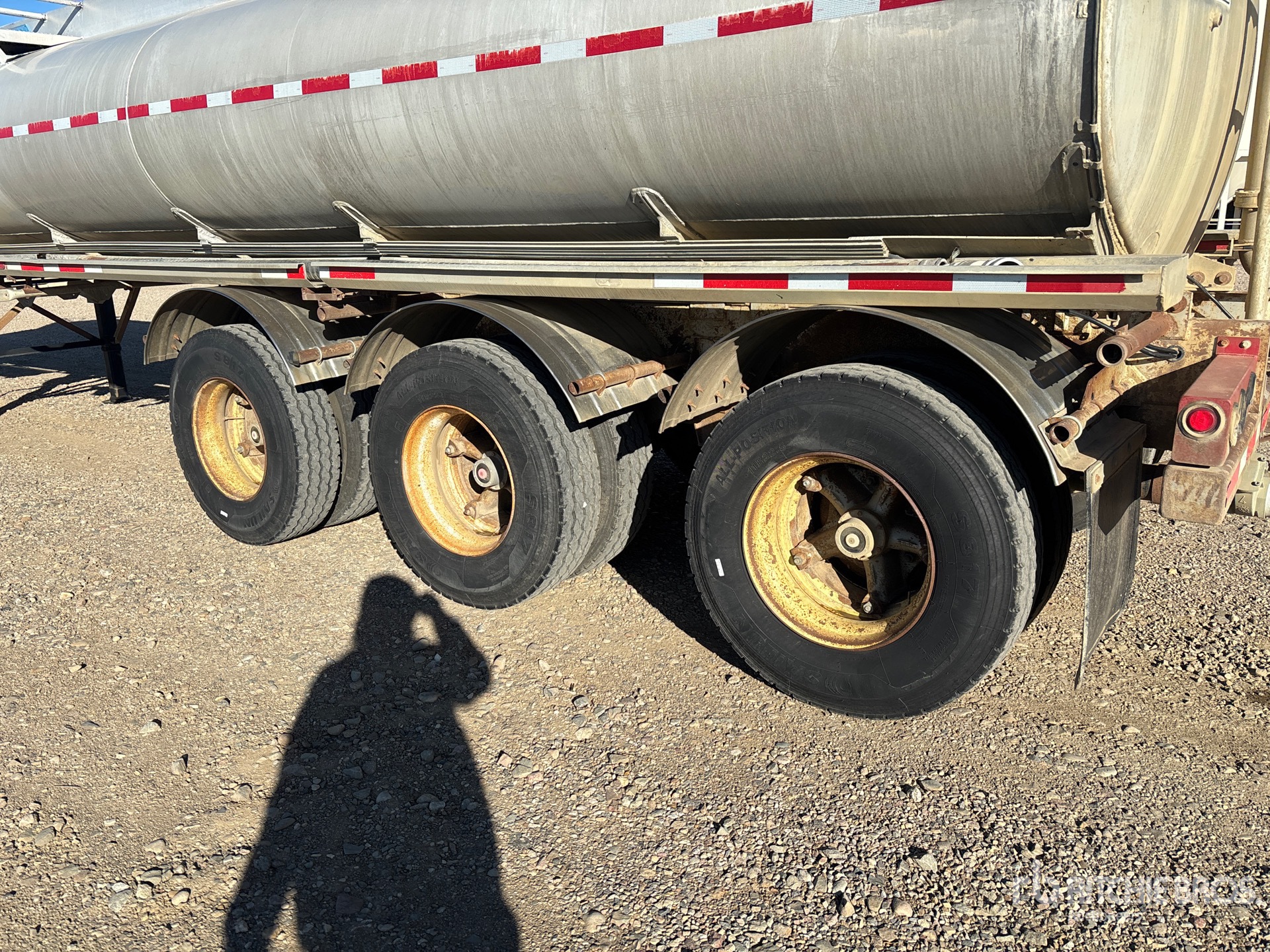 2002 Advance 34000 L Tri/A