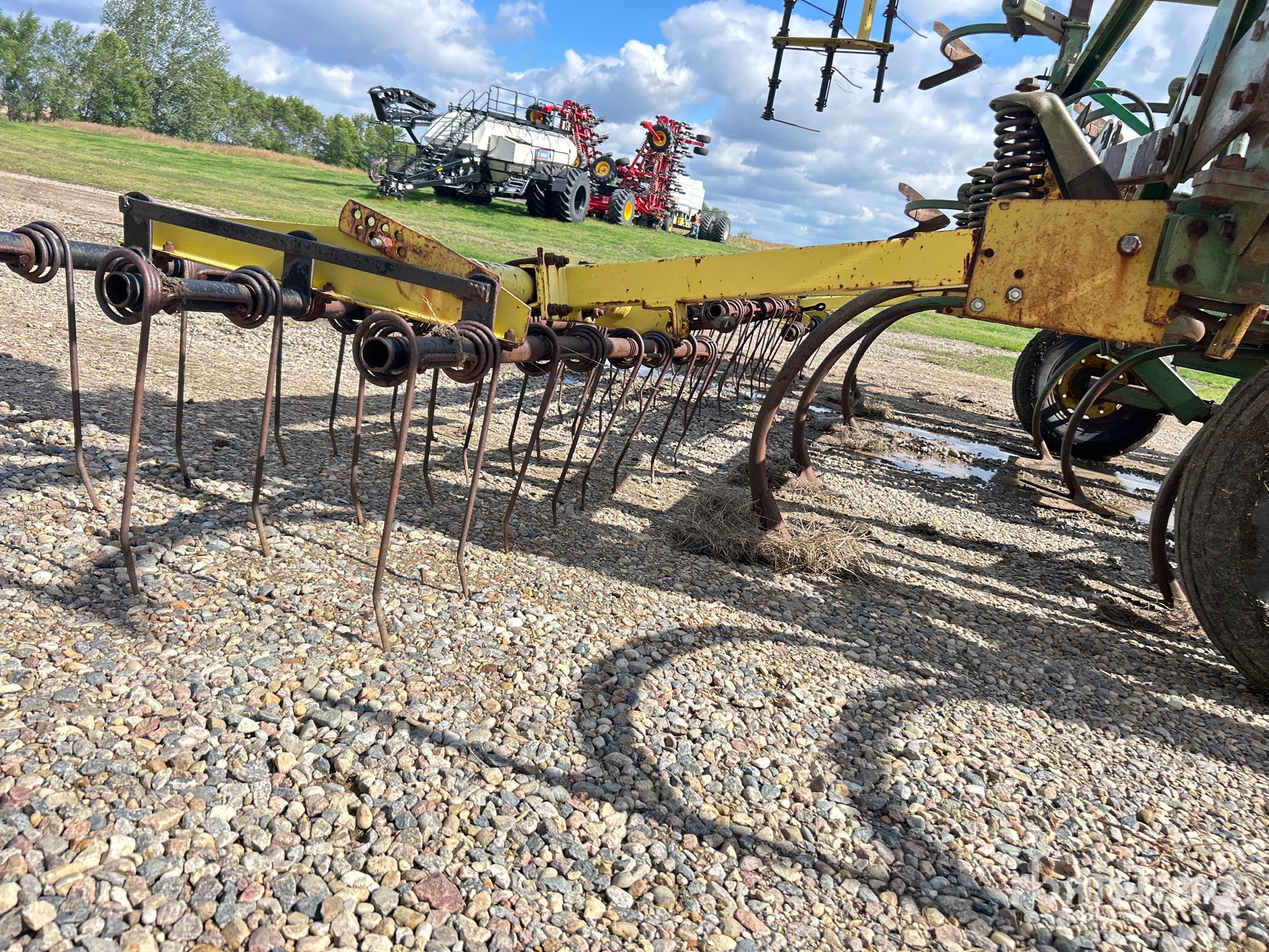 John Deere 1610