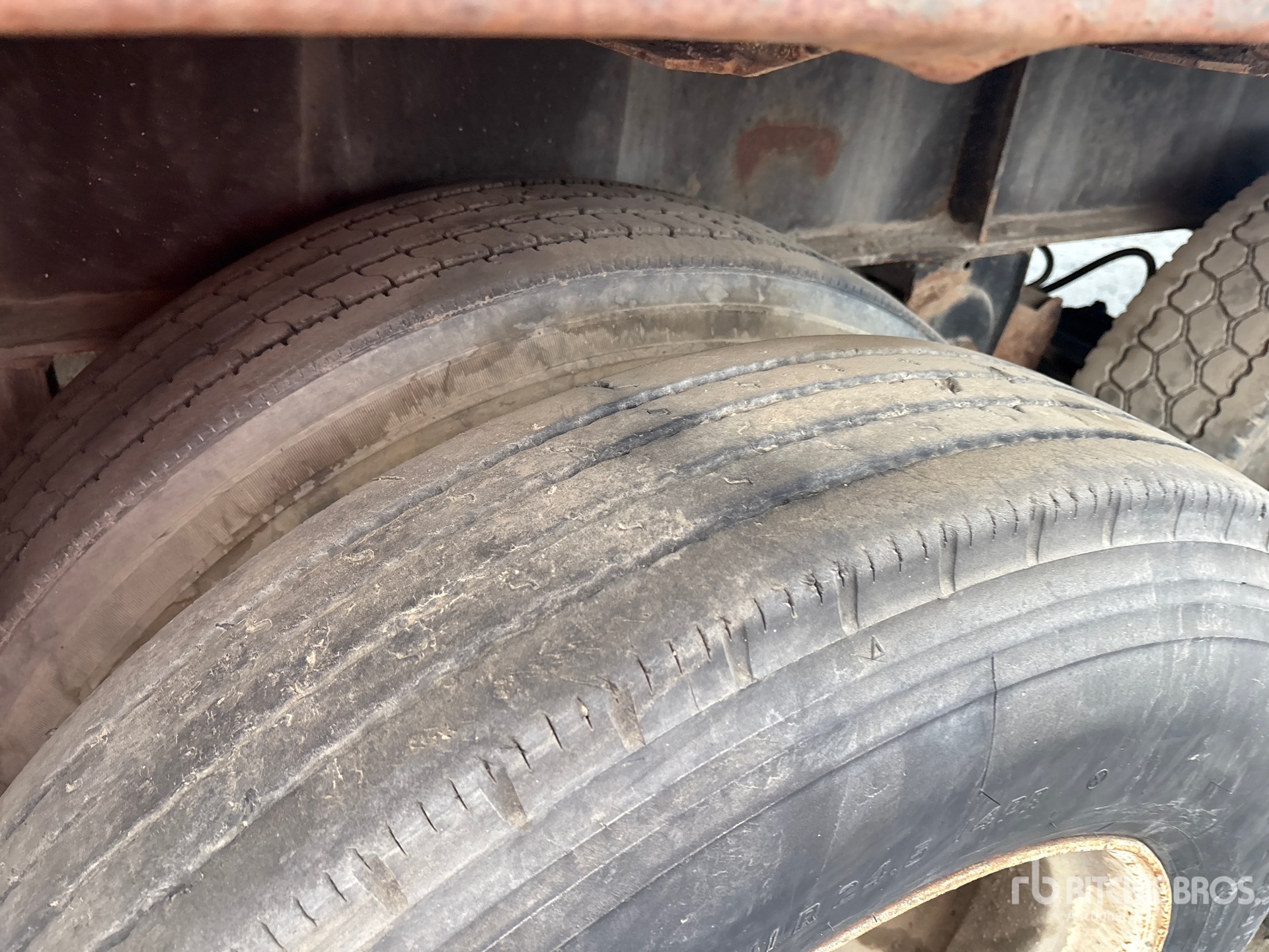 1973 Clark 40 ft T/A