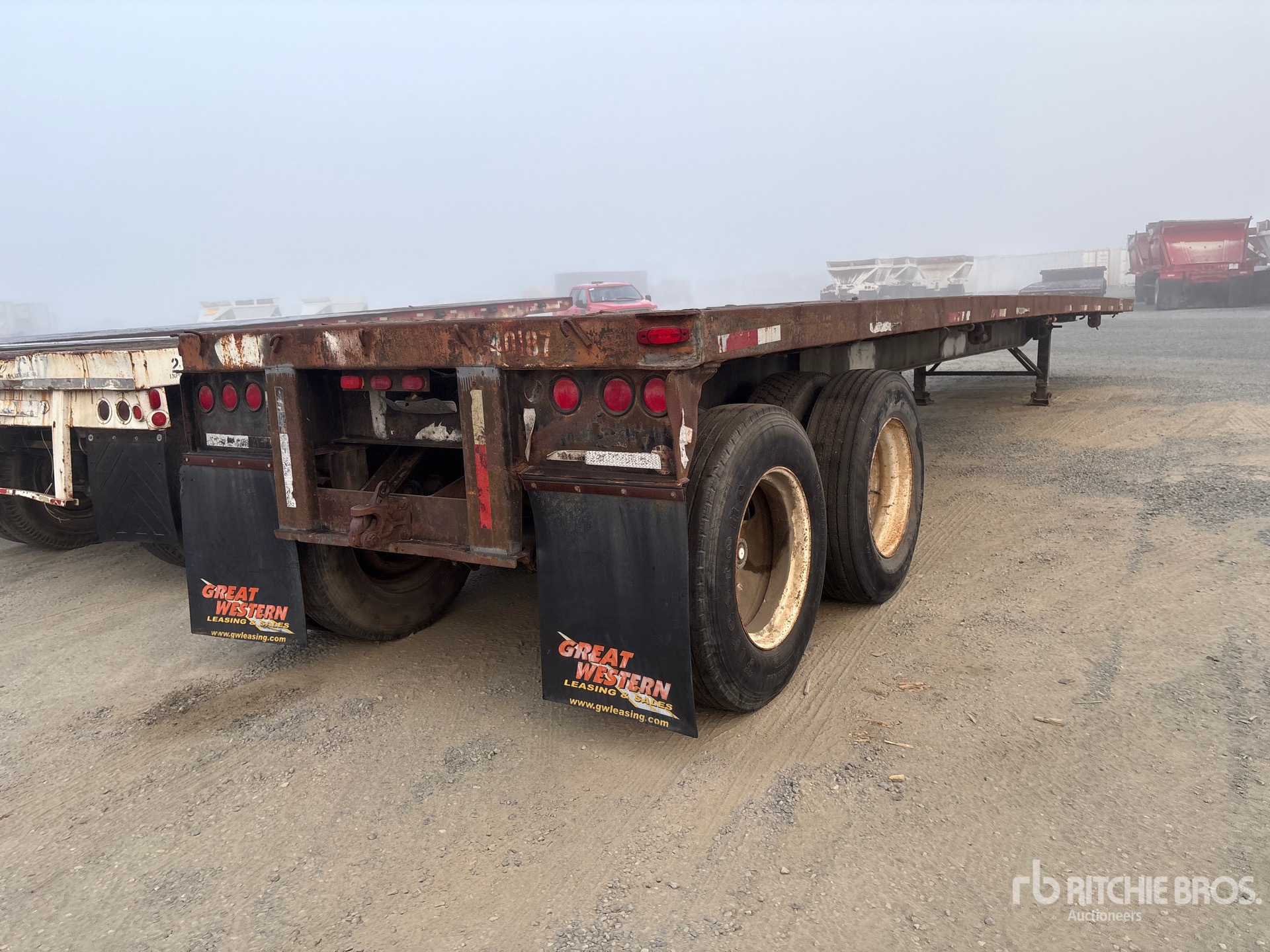 1973 Clark 40 ft T/A
