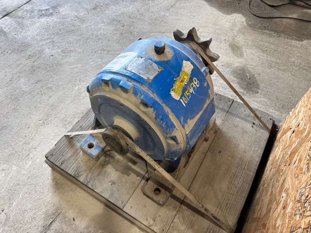 Link-Belt 2945Y154P Helical Gear Speed Reducer. Ratio 292:1. Input RPM 1750, Output RPM 6 Gearbox Link-Belt 2945Y154P Helical Gear Speed Reducer. Ratio 292:1. Input RPM 1750, Output RPM 6 Gearbox