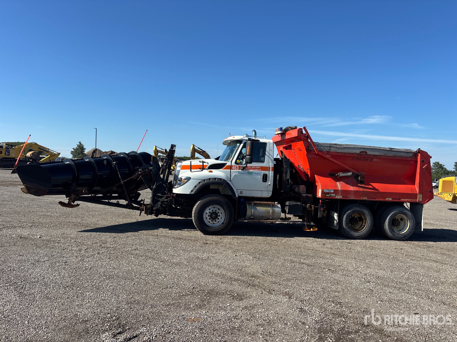 Photo of 2015 International 7600