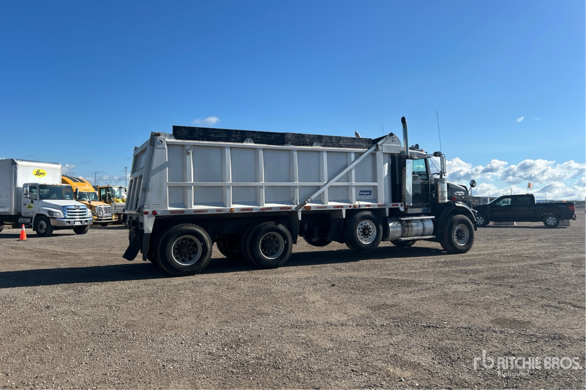 2005 Kenworth T800